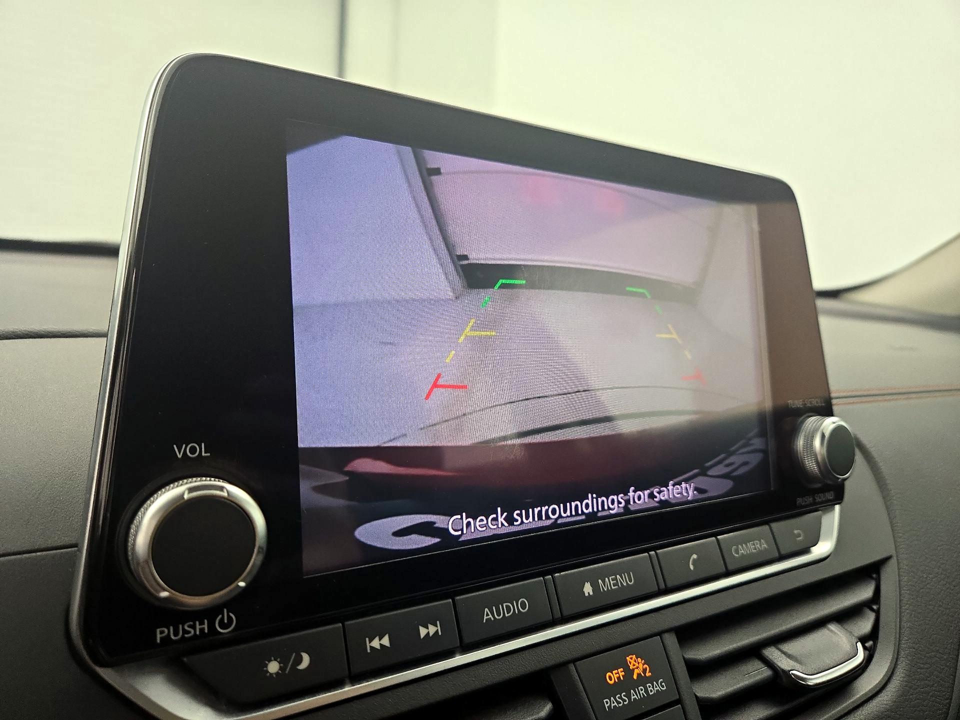 Thumbnail: 2021 Nissan Altima - 14