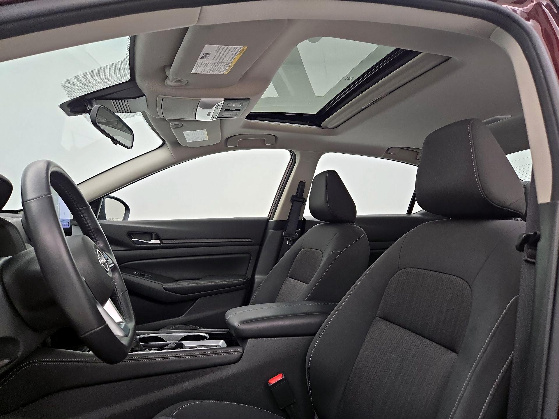 Thumbnail: 2024 Nissan Altima - 20