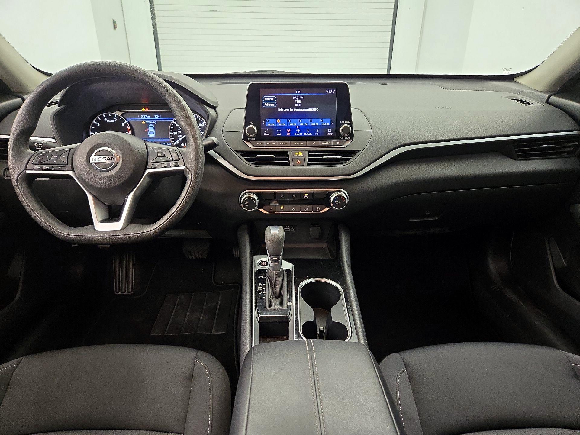 Thumbnail: 2021 Nissan Altima - 9