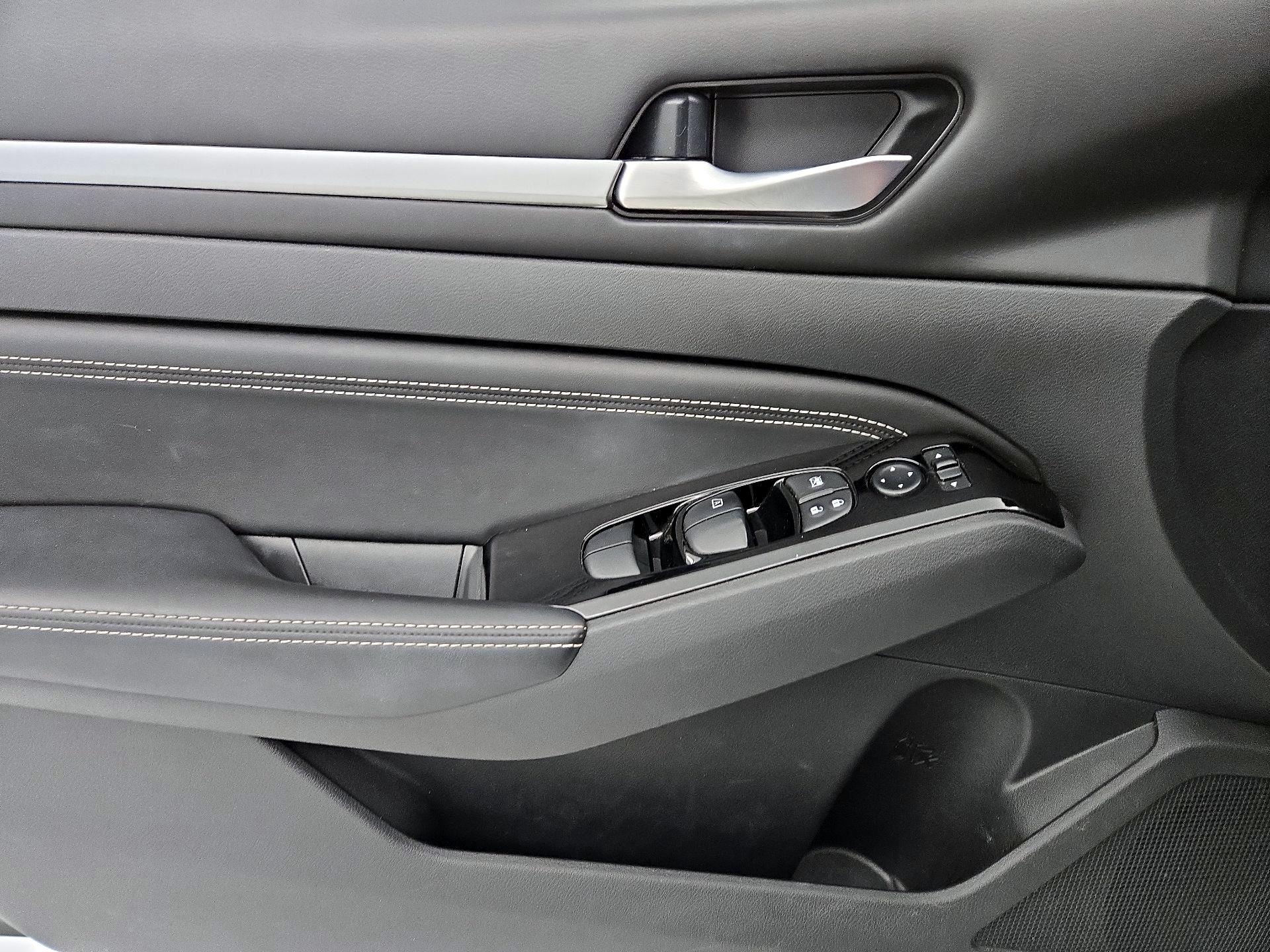 Thumbnail: 2021 Nissan Altima - 12