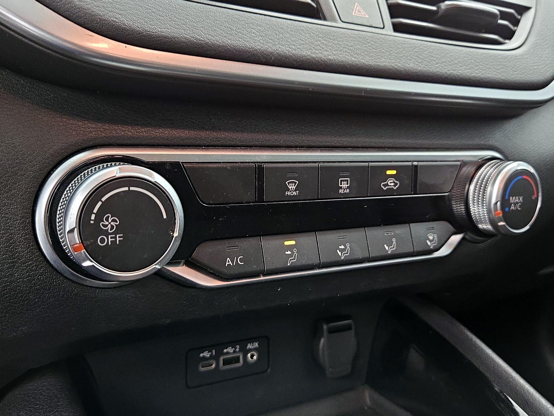 Thumbnail: 2021 Nissan Altima - 16