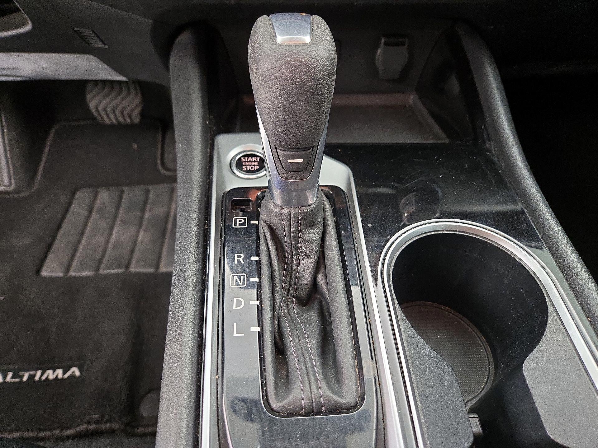 Thumbnail: 2021 Nissan Altima - 17