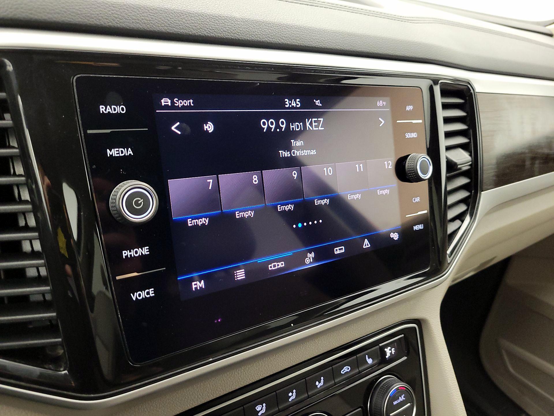 Thumbnail: 2022 Volkswagen Atlas - 15