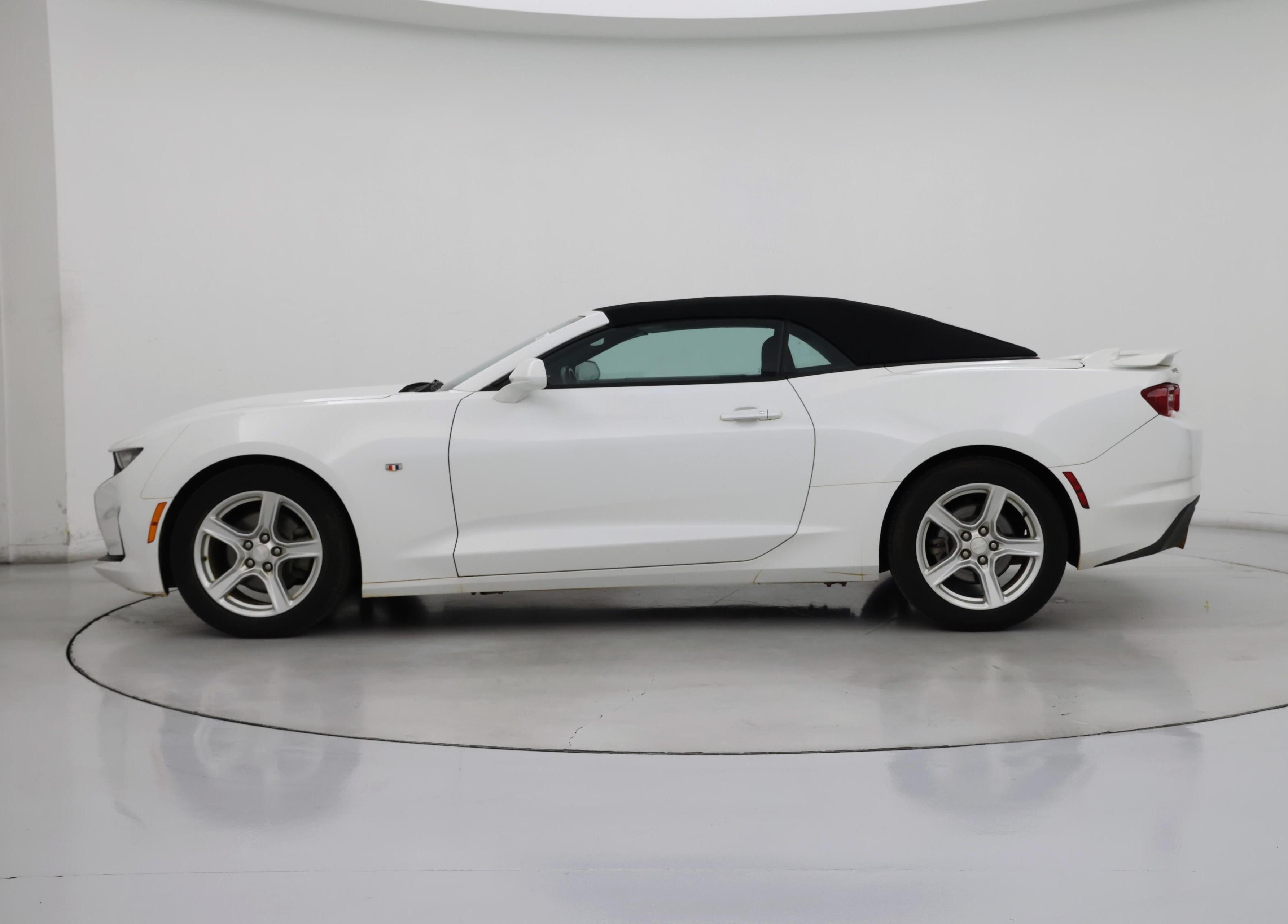 Thumbnail: 2020 Chevrolet Camaro - 3