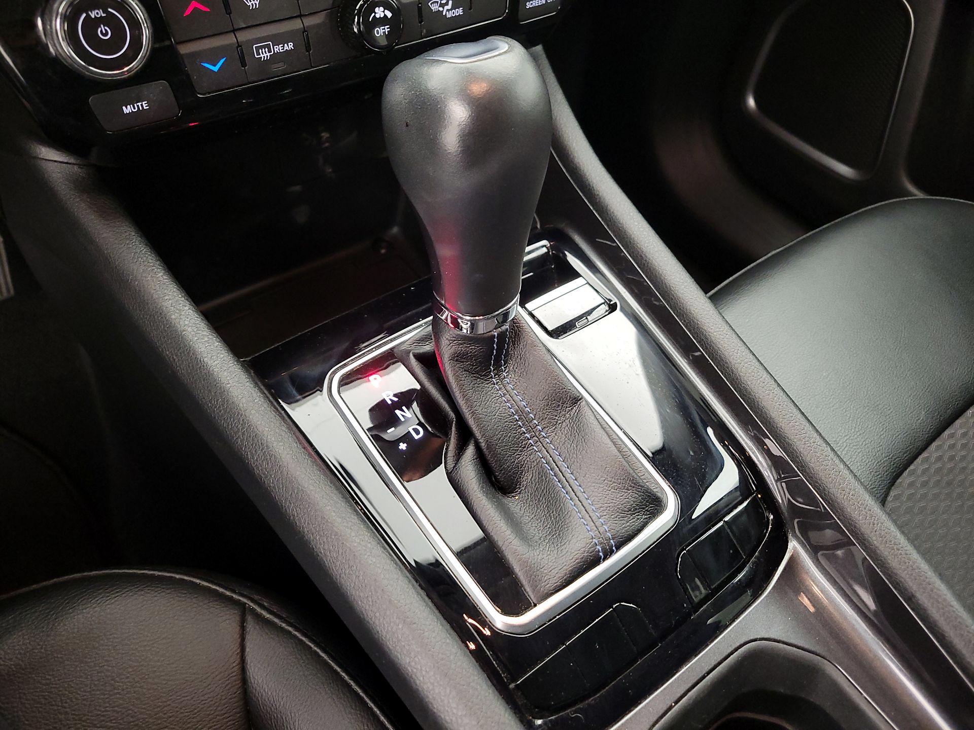 Thumbnail: 2022 Jeep Compass - 17