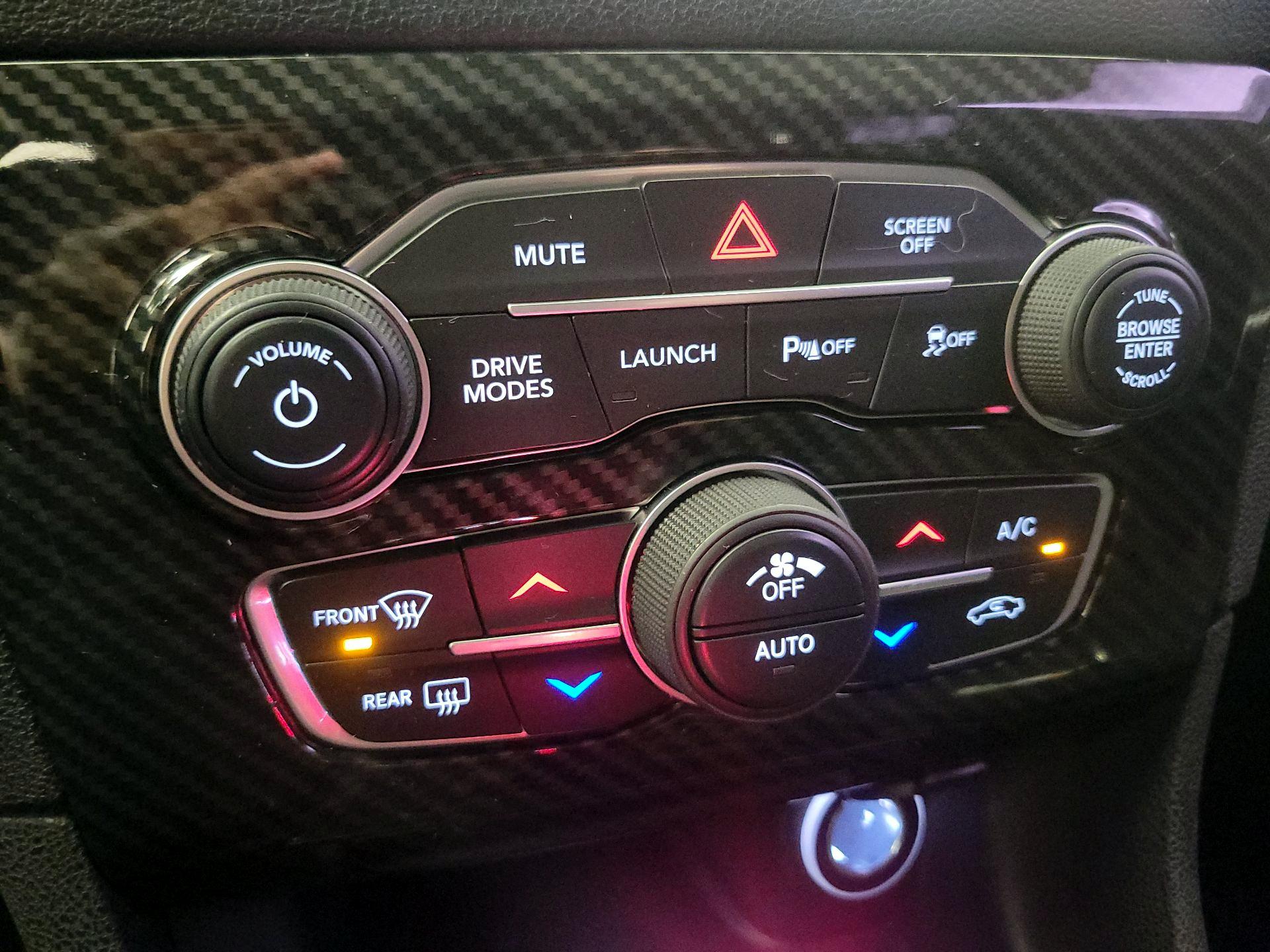 Thumbnail: 2021 Dodge Charger - 16