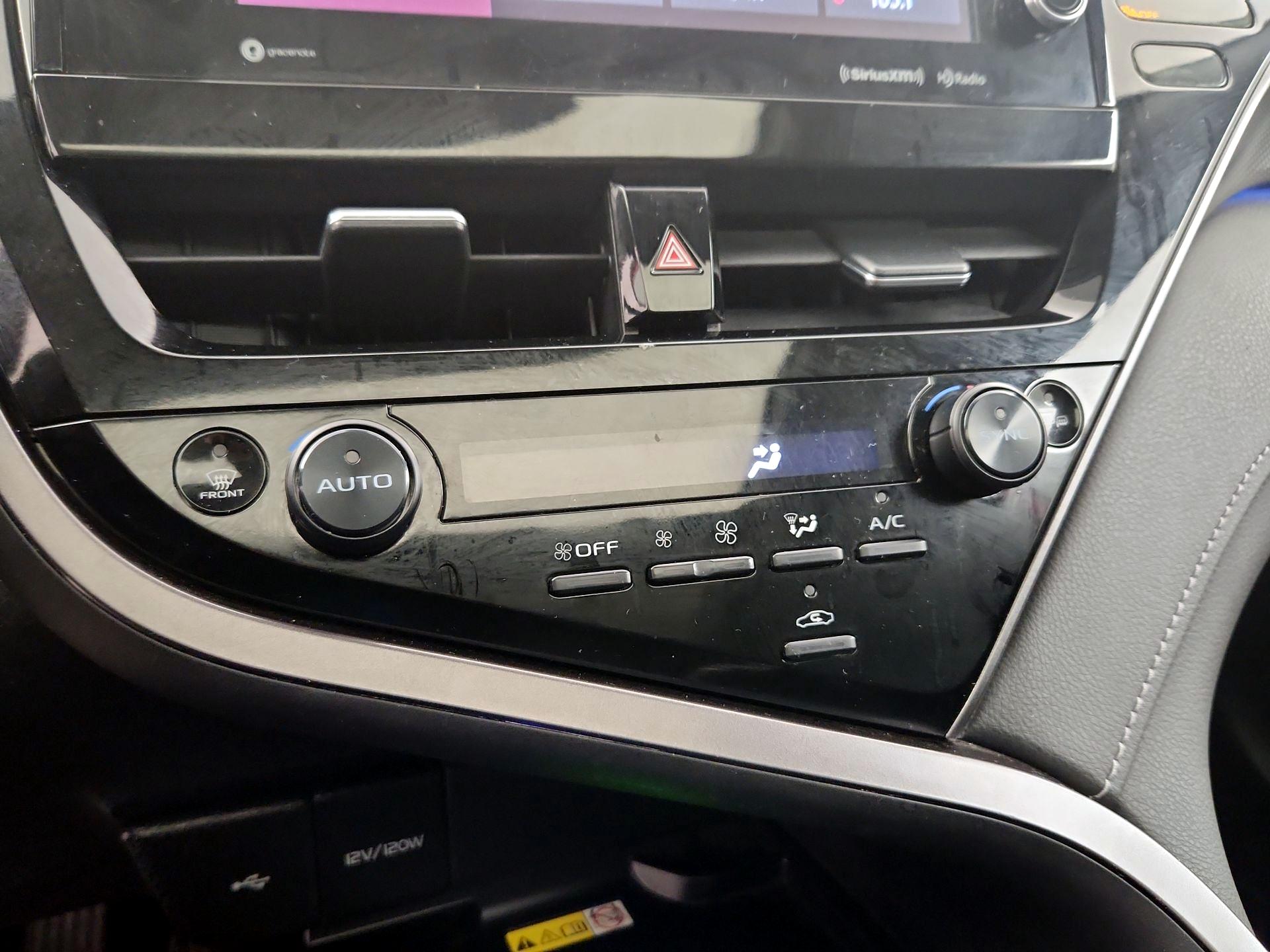 Thumbnail: 2024 Toyota Camry - 16