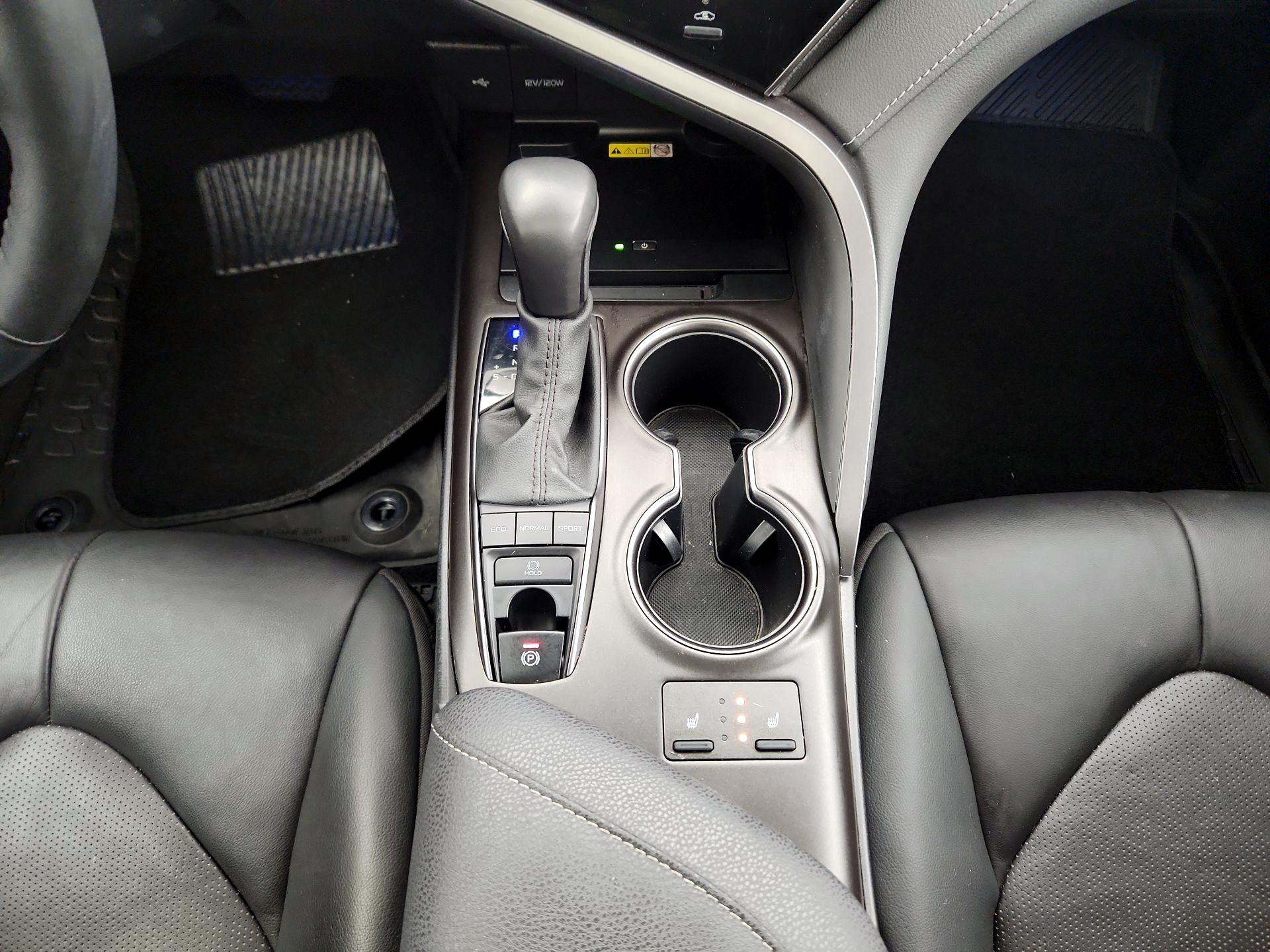 Thumbnail: 2024 Toyota Camry - 17