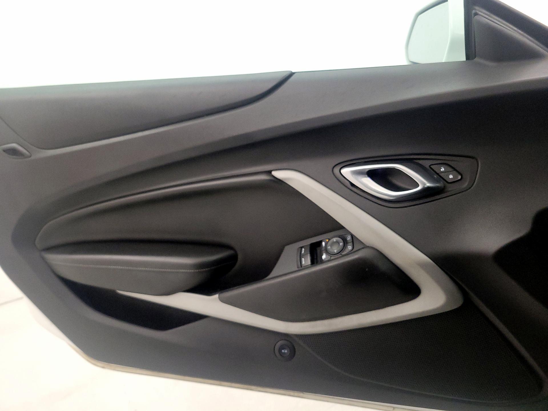 Thumbnail: 2020 Chevrolet Camaro - 12