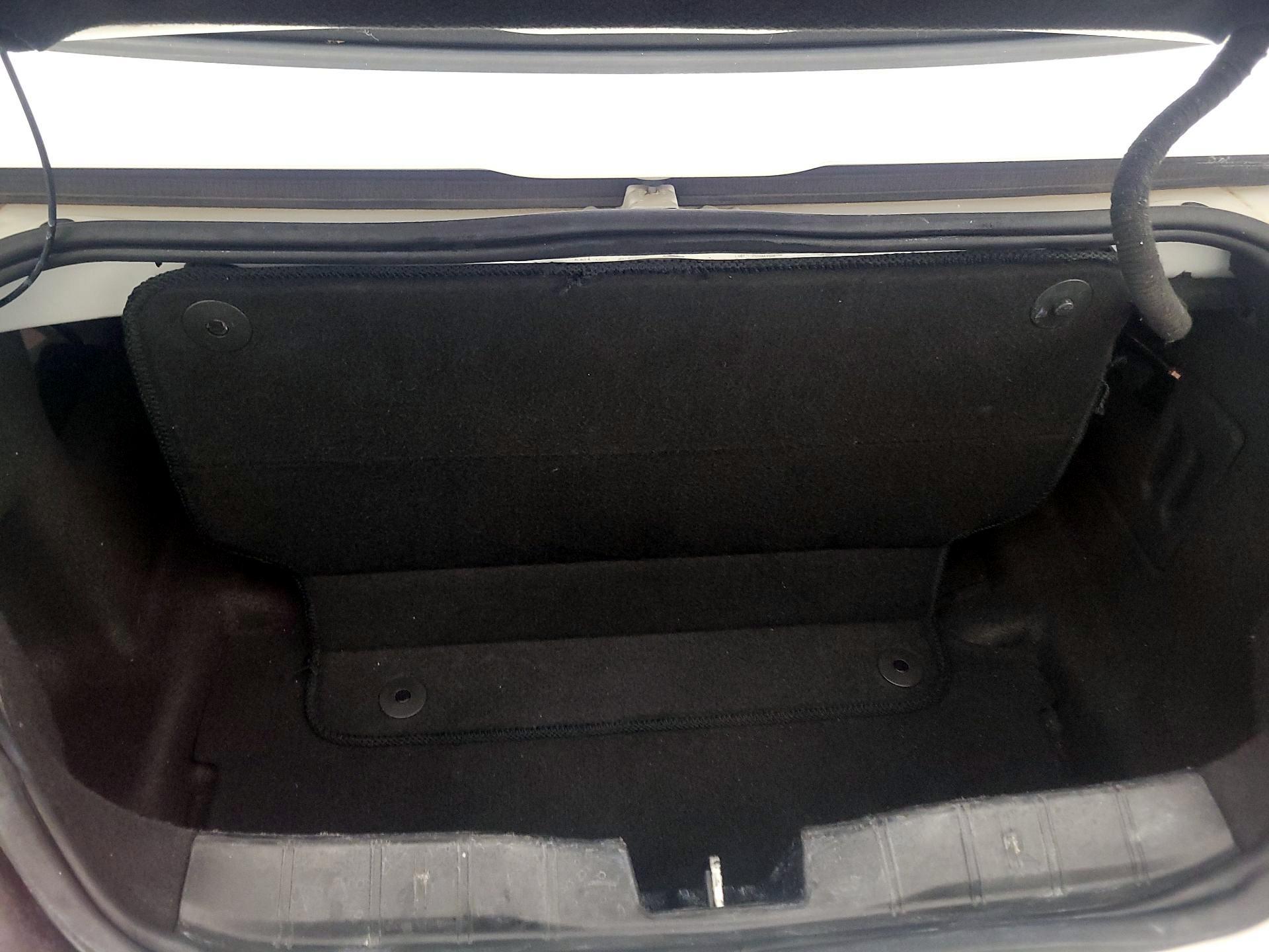 Thumbnail: 2020 Chevrolet Camaro - 20