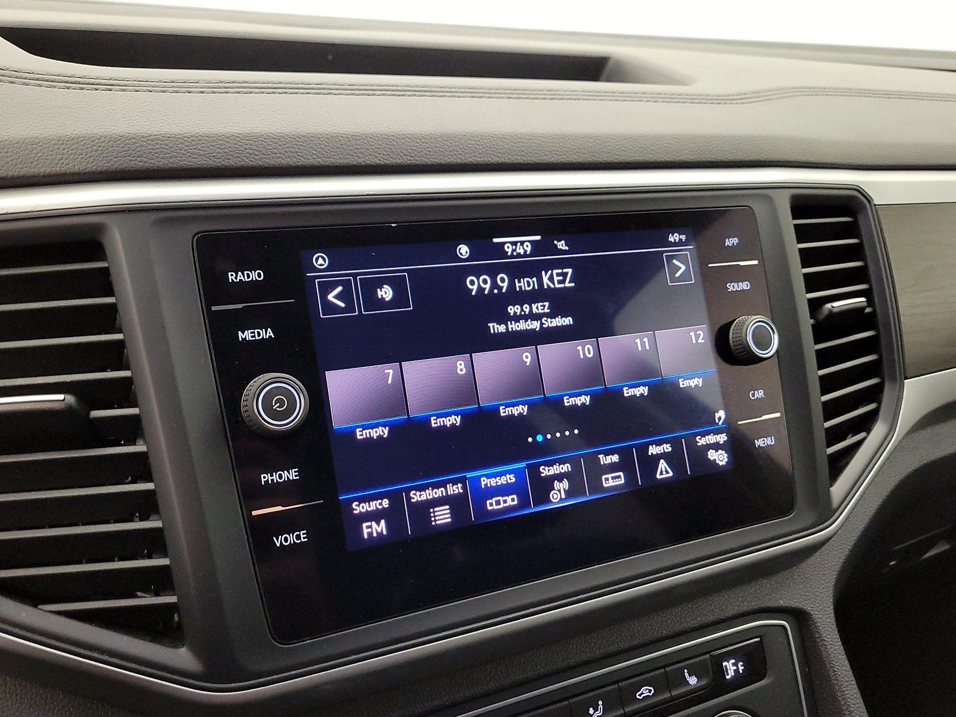 Thumbnail: 2021 Volkswagen Atlas - 15