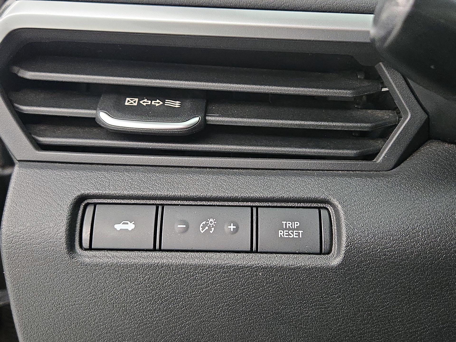 Thumbnail: 2021 Nissan Altima - 13