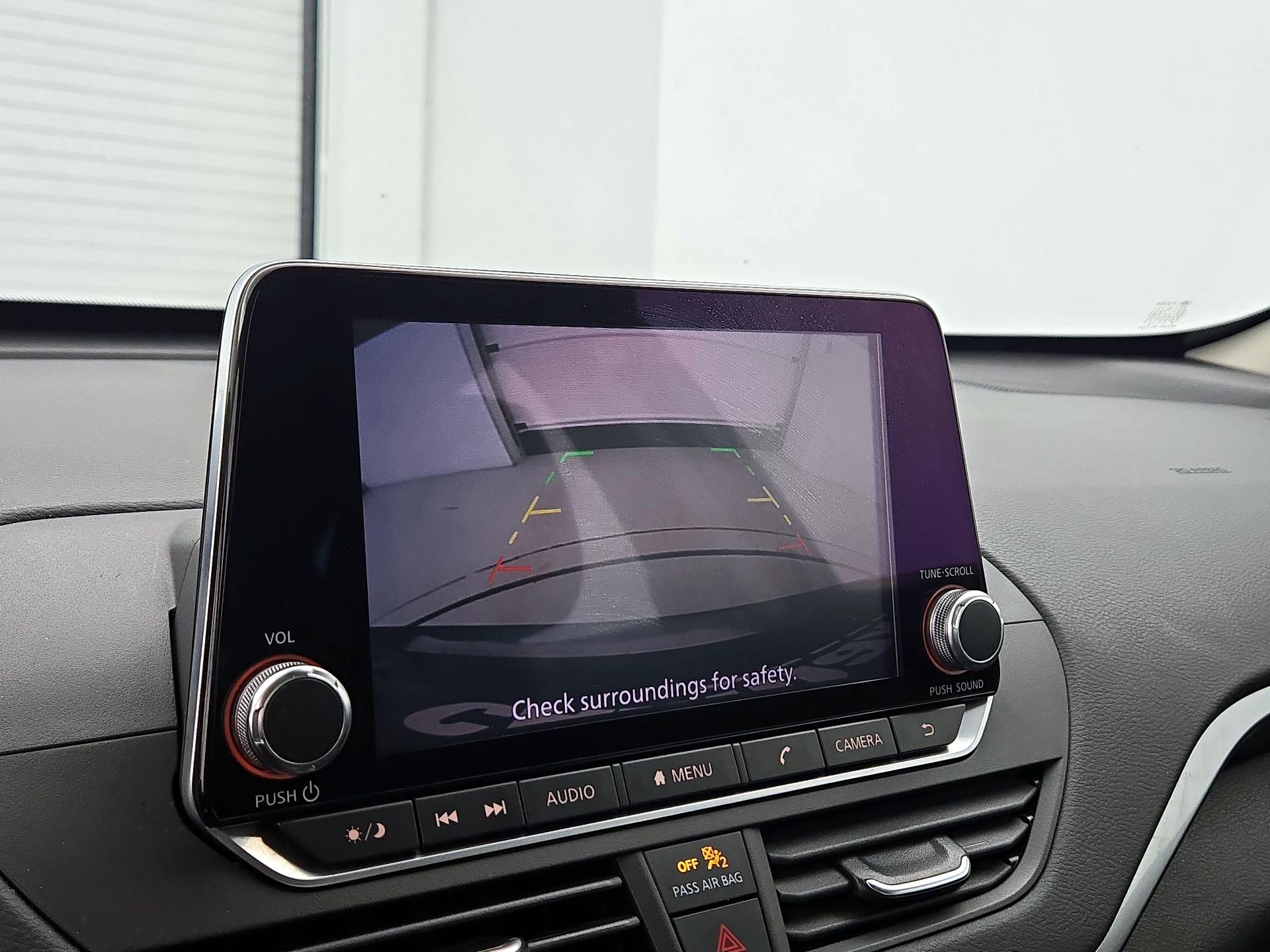 Thumbnail: 2021 Nissan Altima - 14