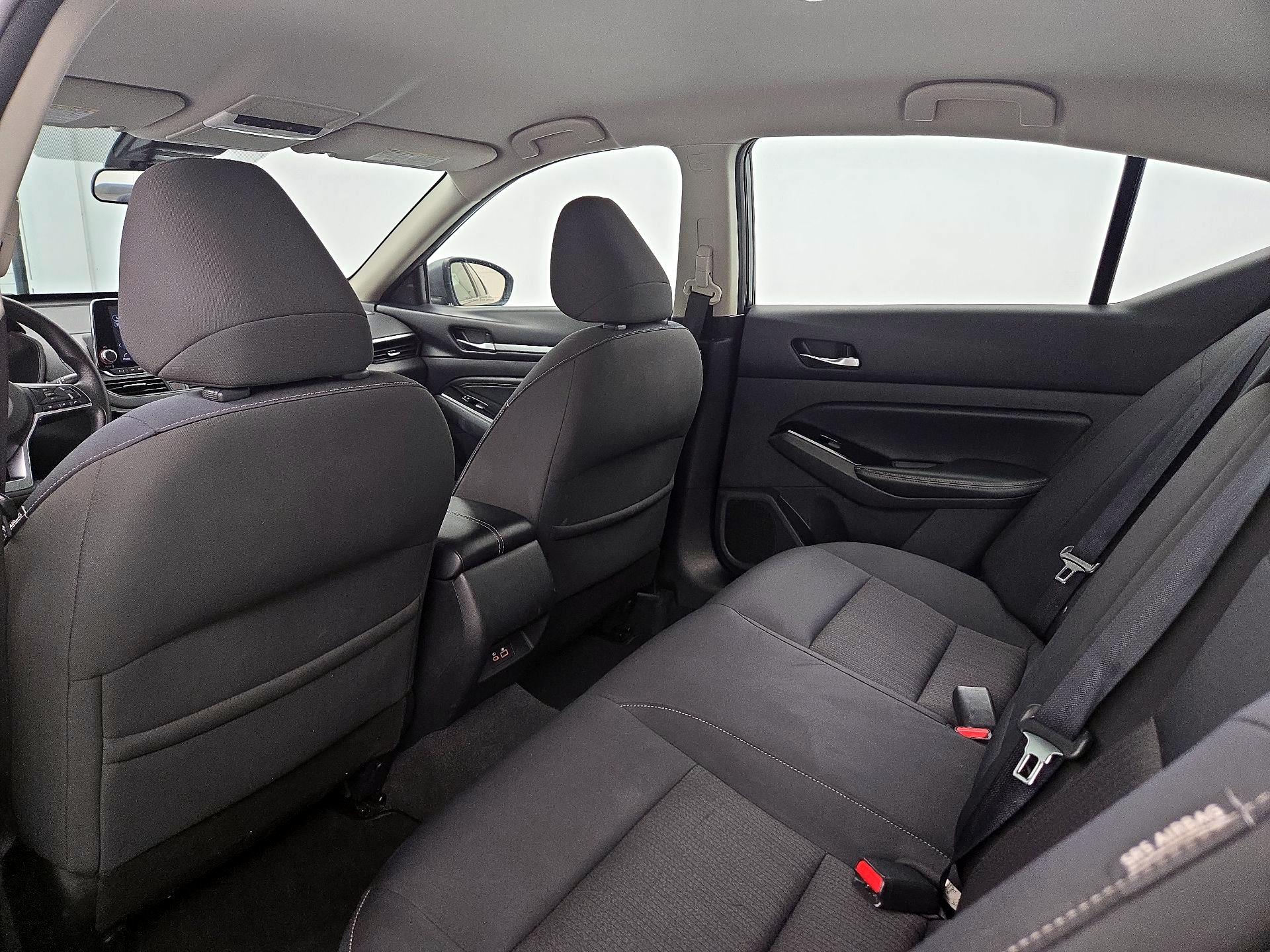 Thumbnail: 2021 Nissan Altima - 19