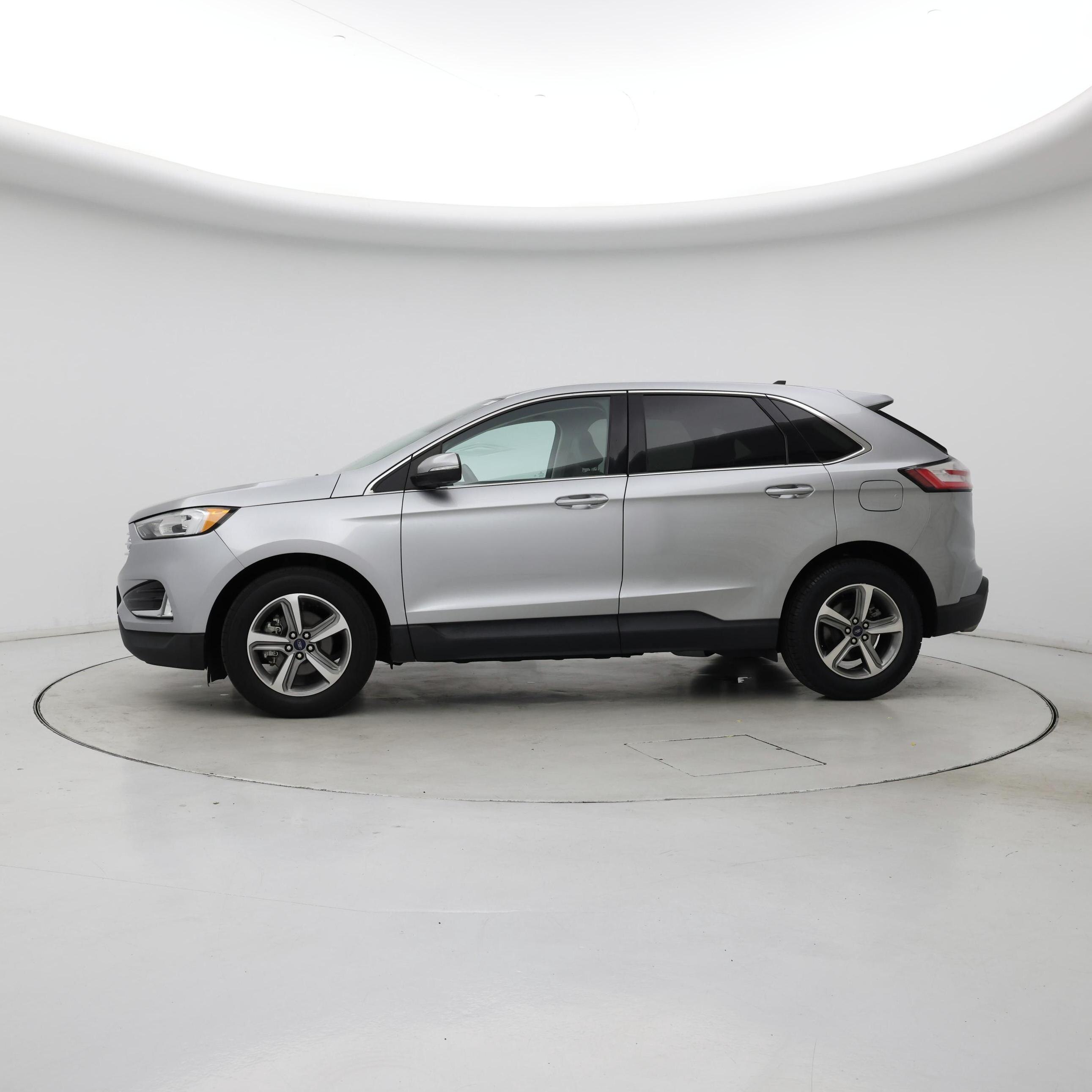 Thumbnail: 2020 Ford Edge - 3