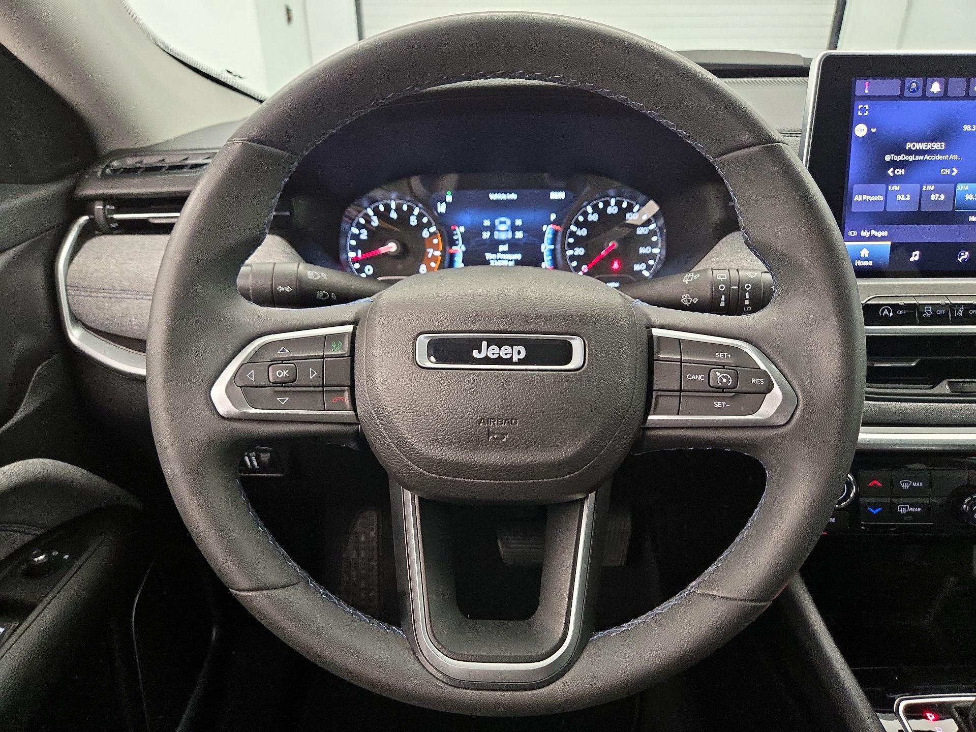 Thumbnail: 2022 Jeep Compass - 10