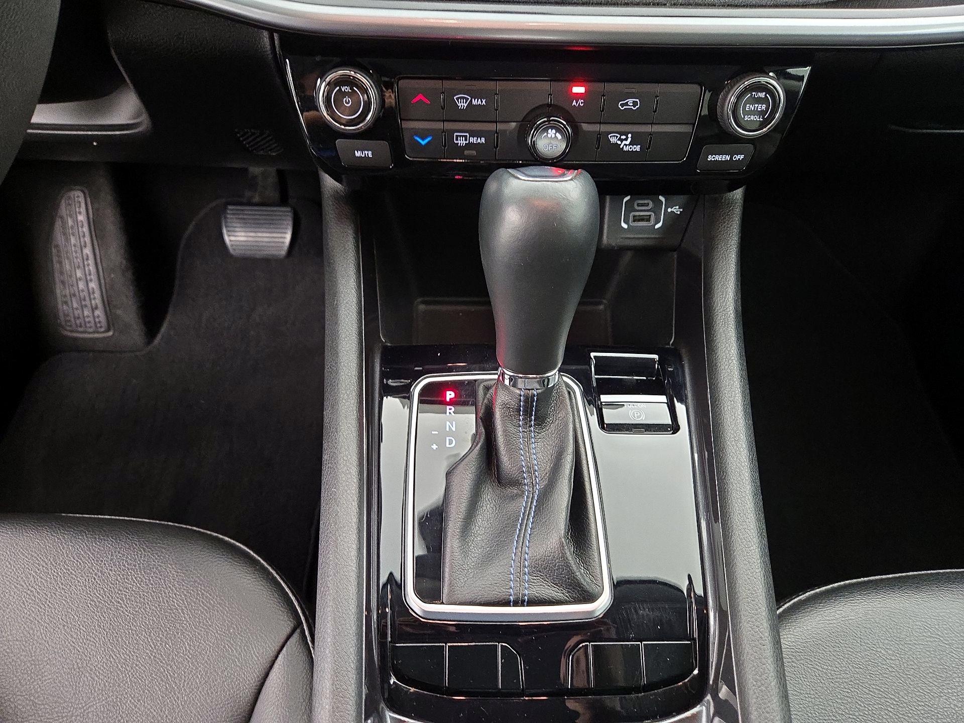 Thumbnail: 2022 Jeep Compass - 17