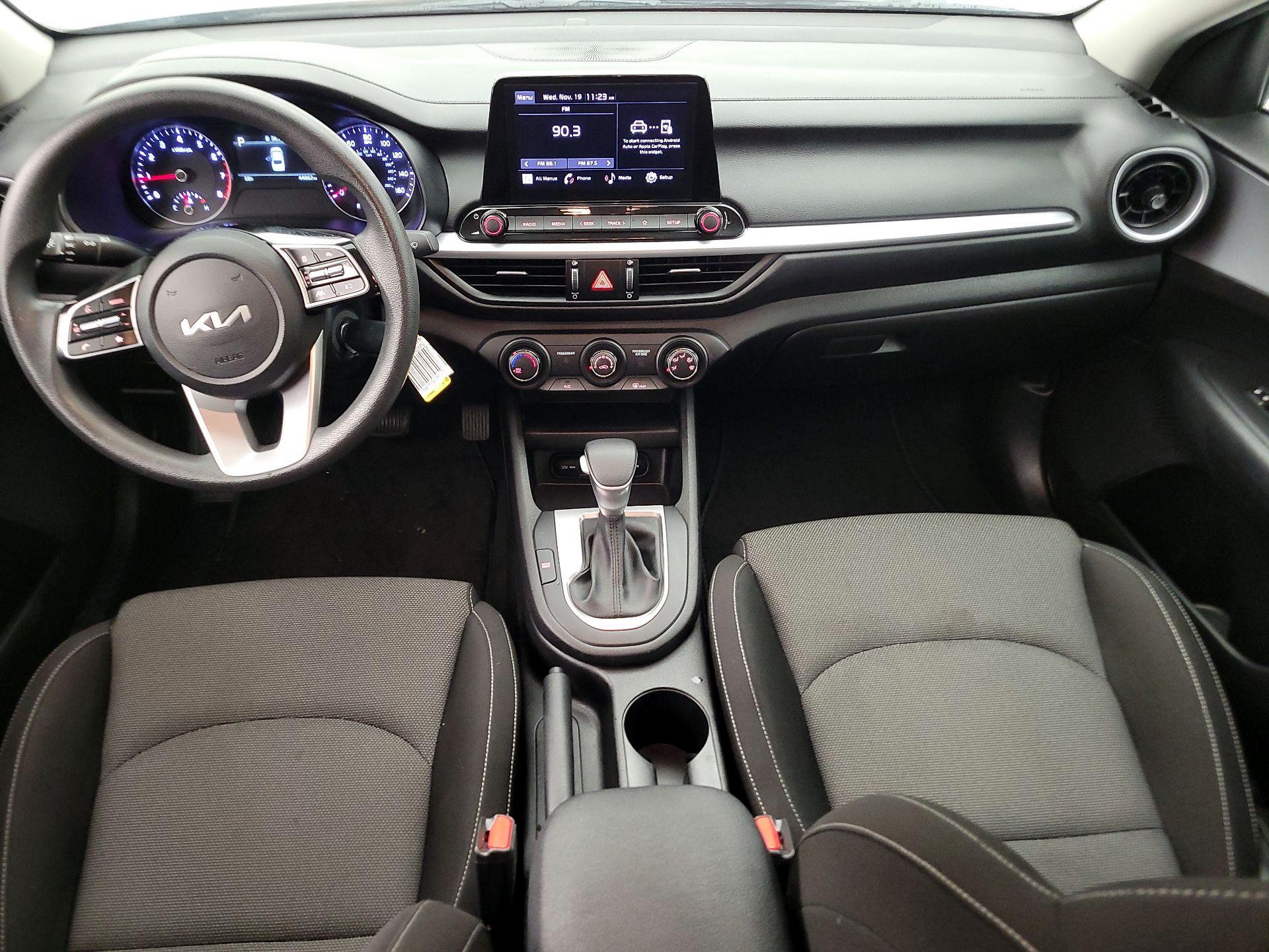 Thumbnail: 2023 Kia Forte - 9