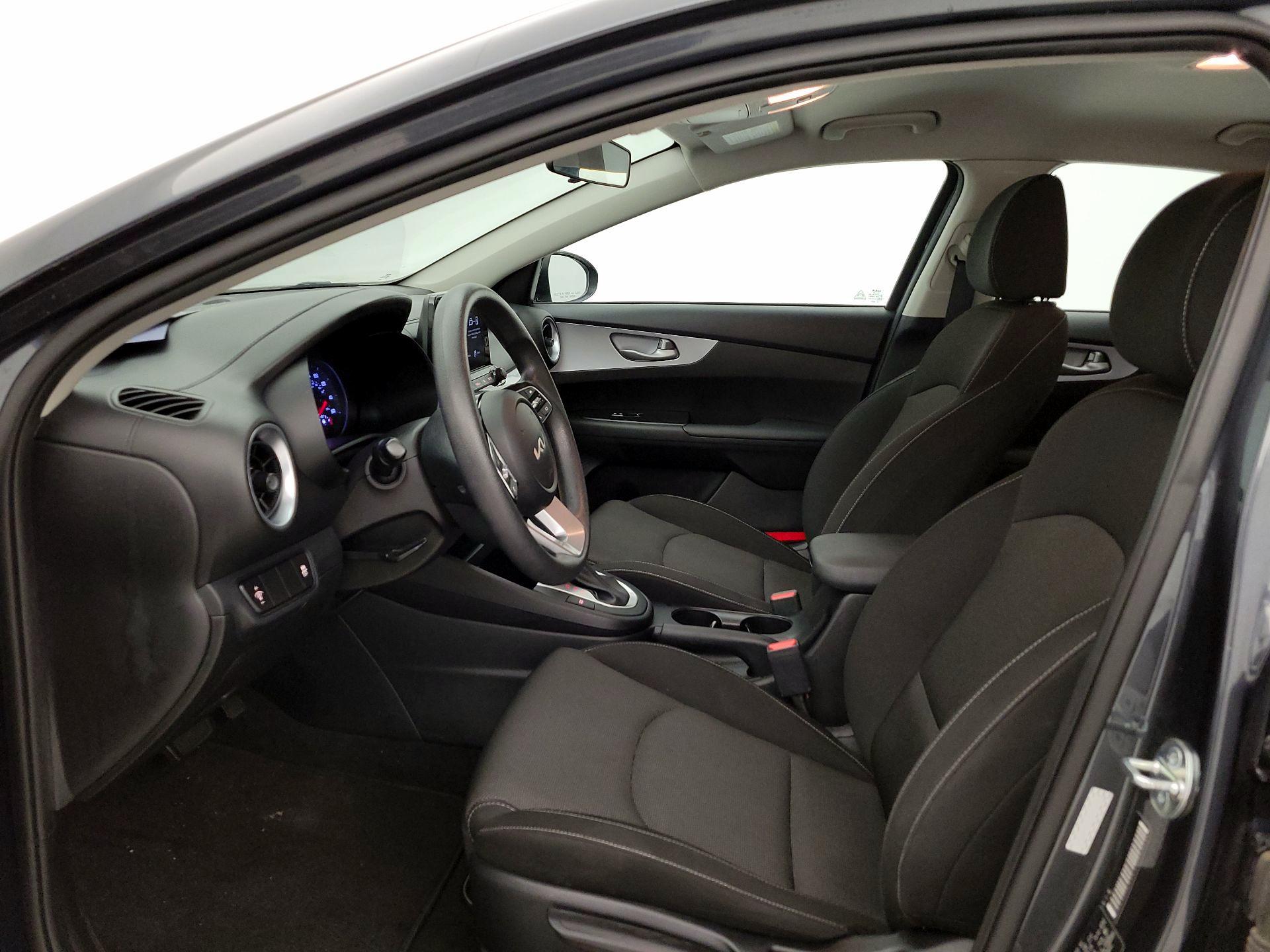 Thumbnail: 2023 Kia Forte - 11