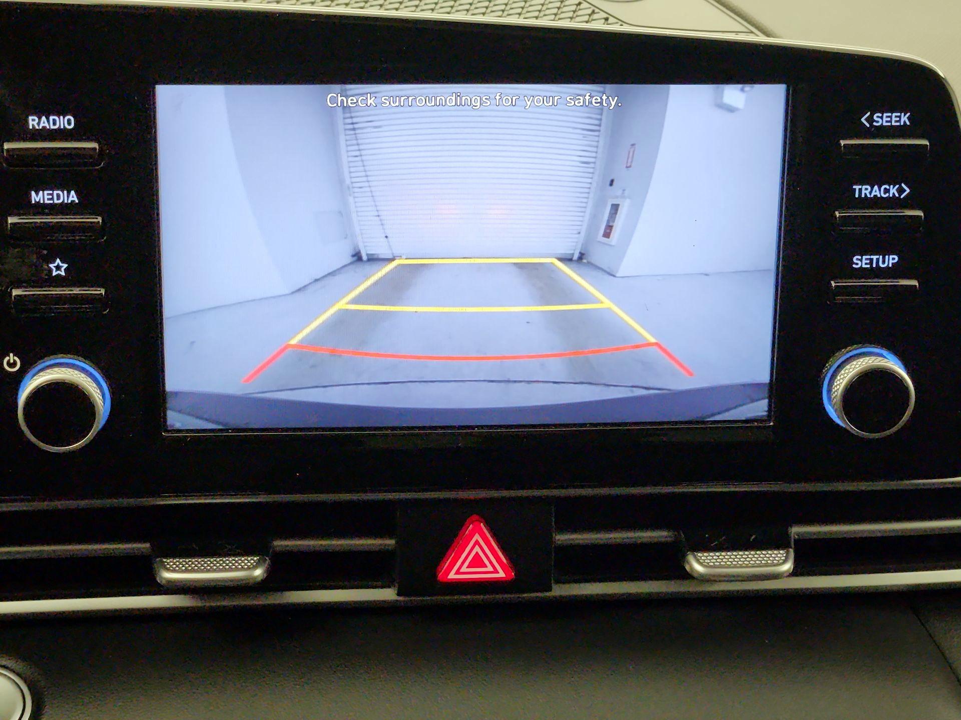 Thumbnail: 2021 Hyundai Elantra - 14