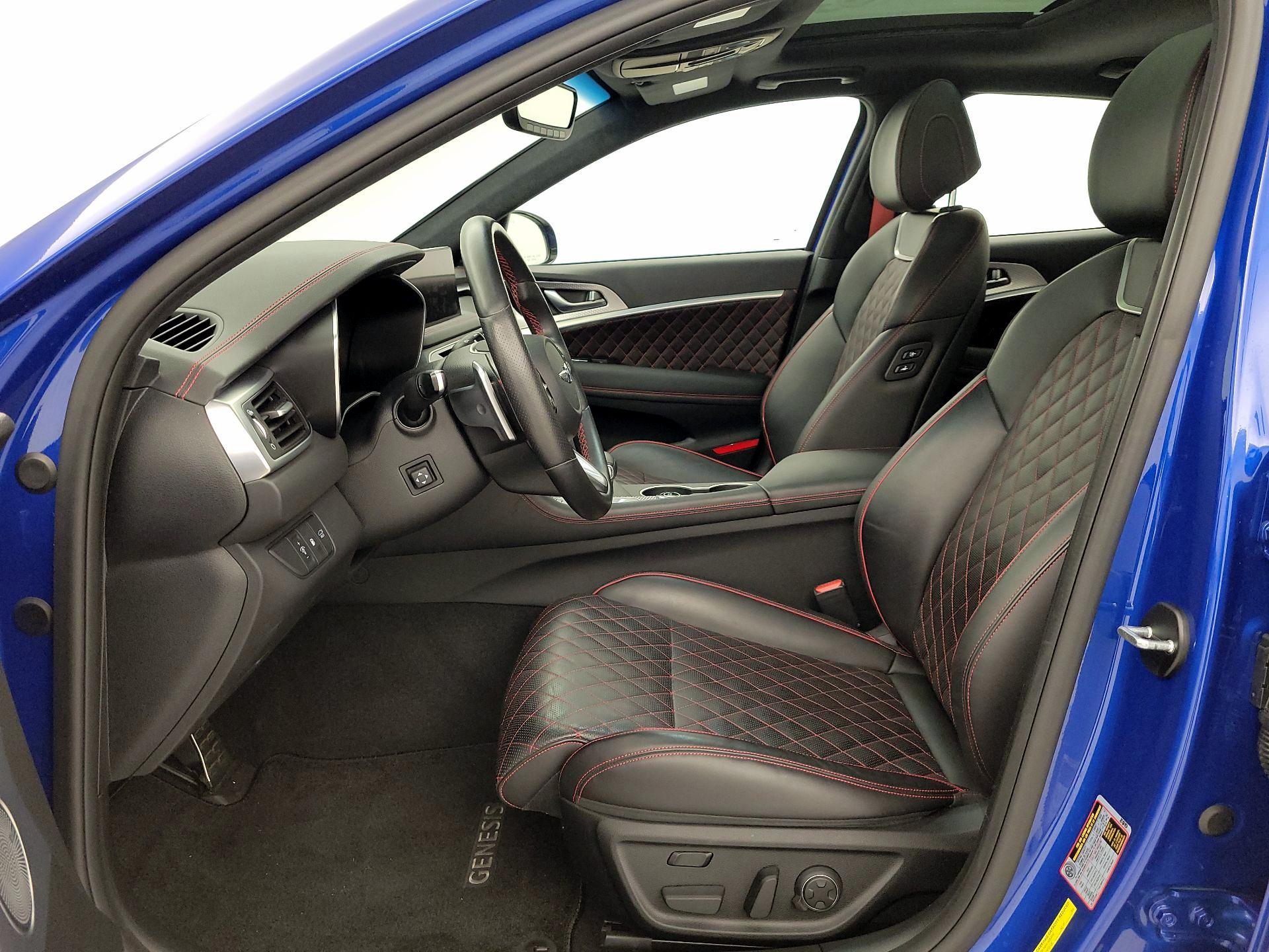 Thumbnail: 2023 Genesis G70 - 11