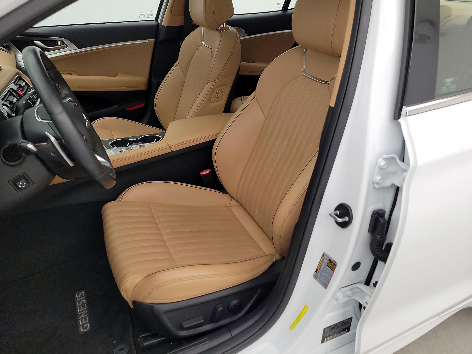 Thumbnail: 2022 Genesis G70 - 11