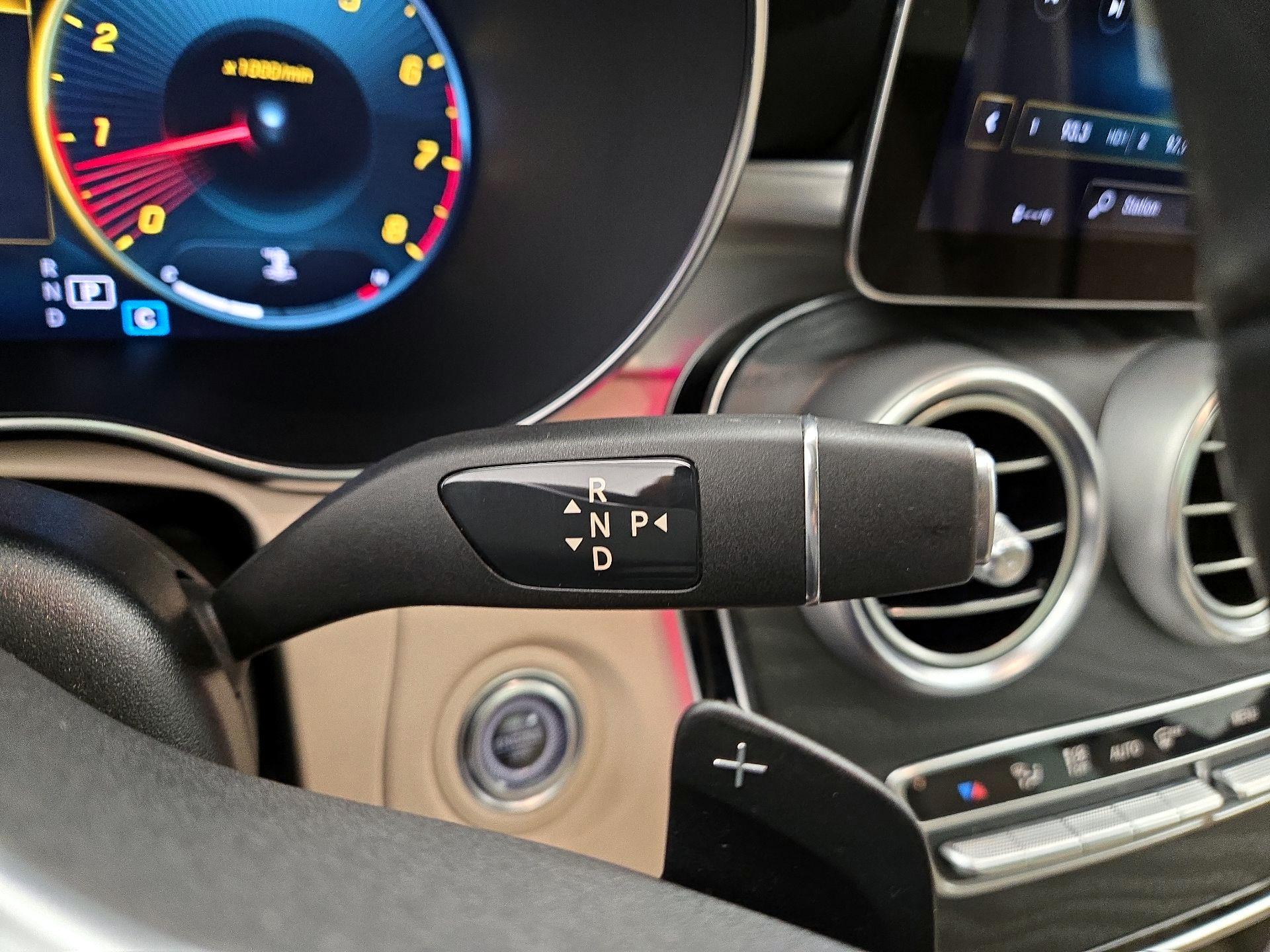 Thumbnail: 2022 Mercedes-Benz GLC - 17