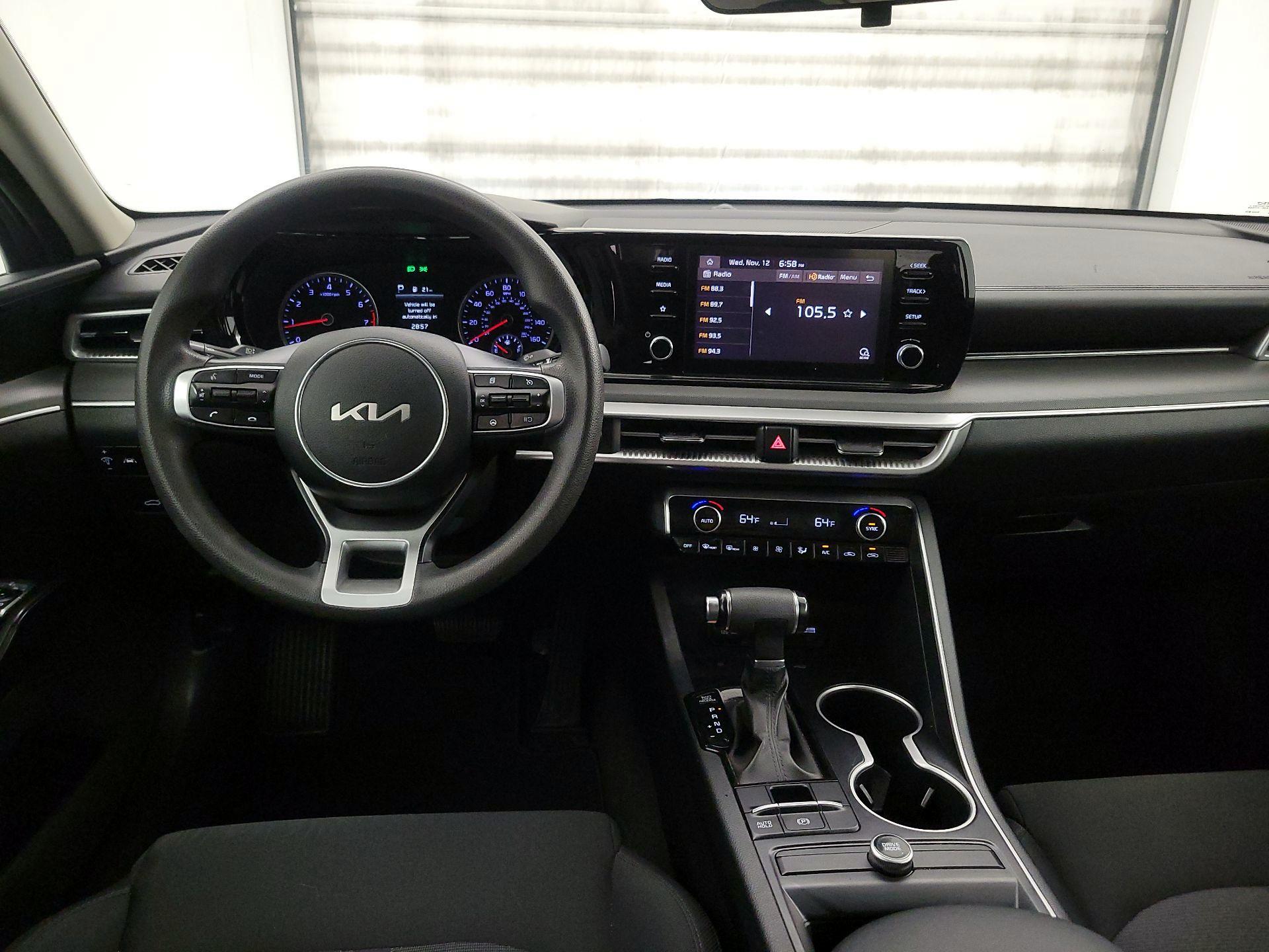 Thumbnail: 2022 Kia K5 - 9