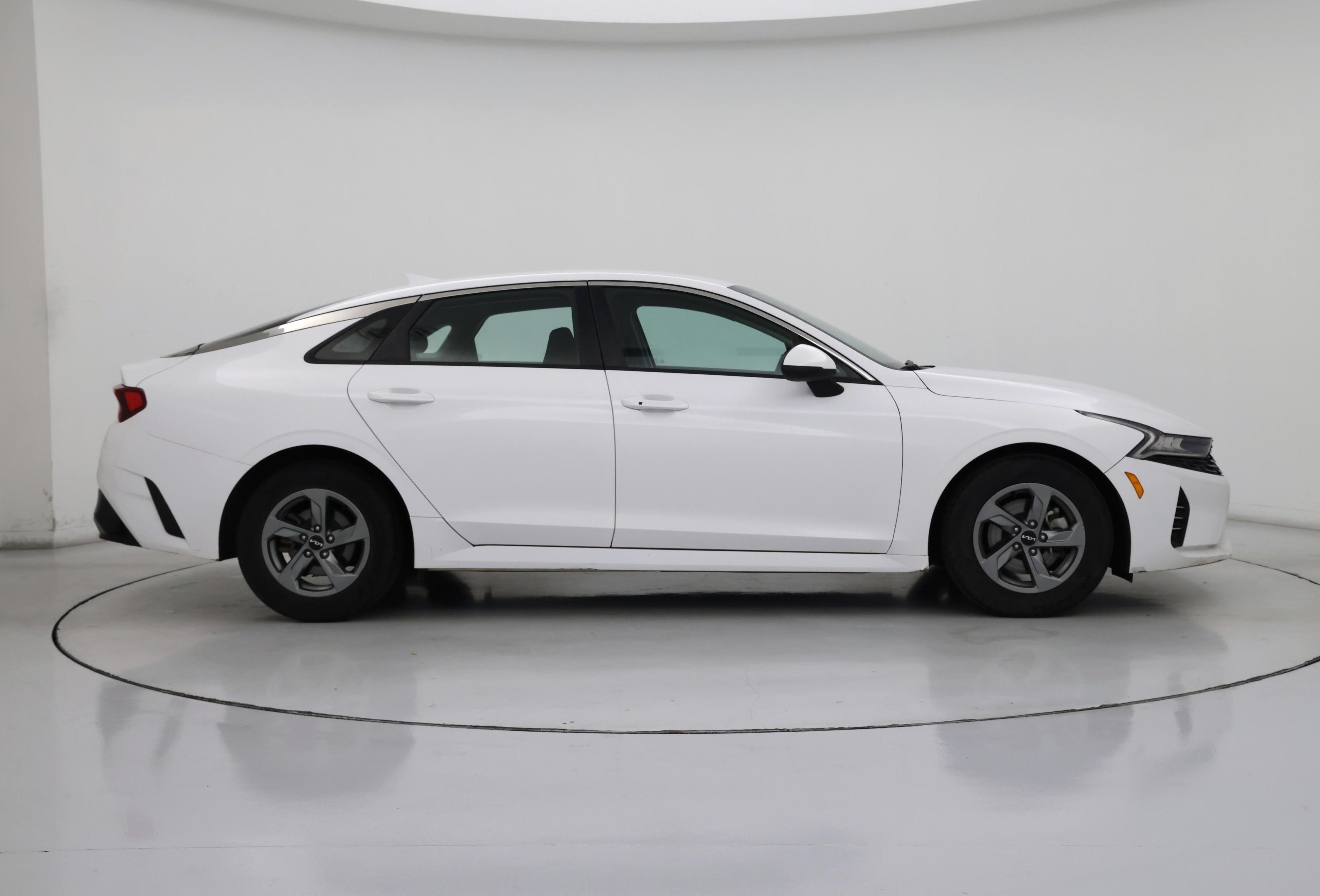 Thumbnail: 2022 Kia K5 - 7