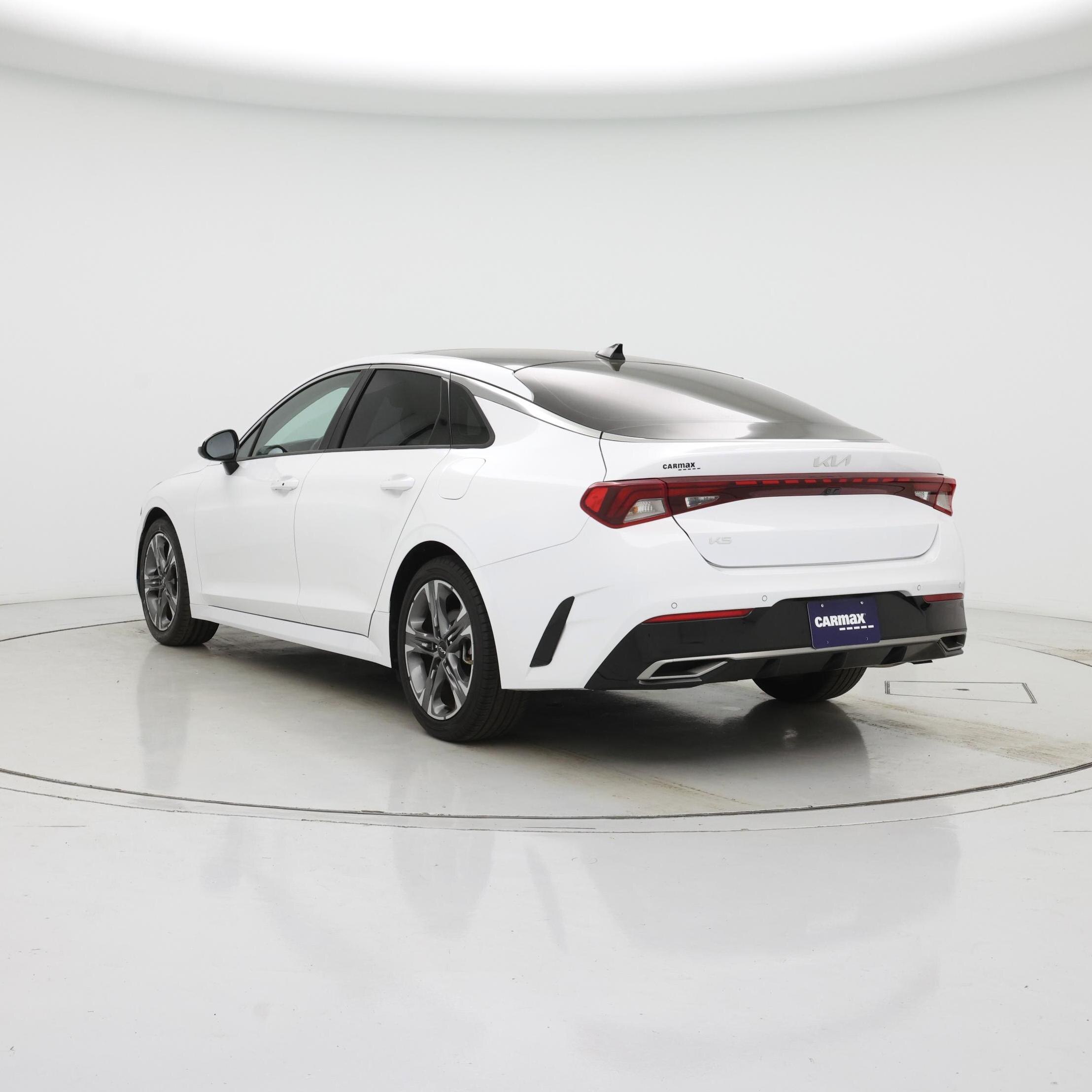 Thumbnail: 2023 Kia K5 - 2