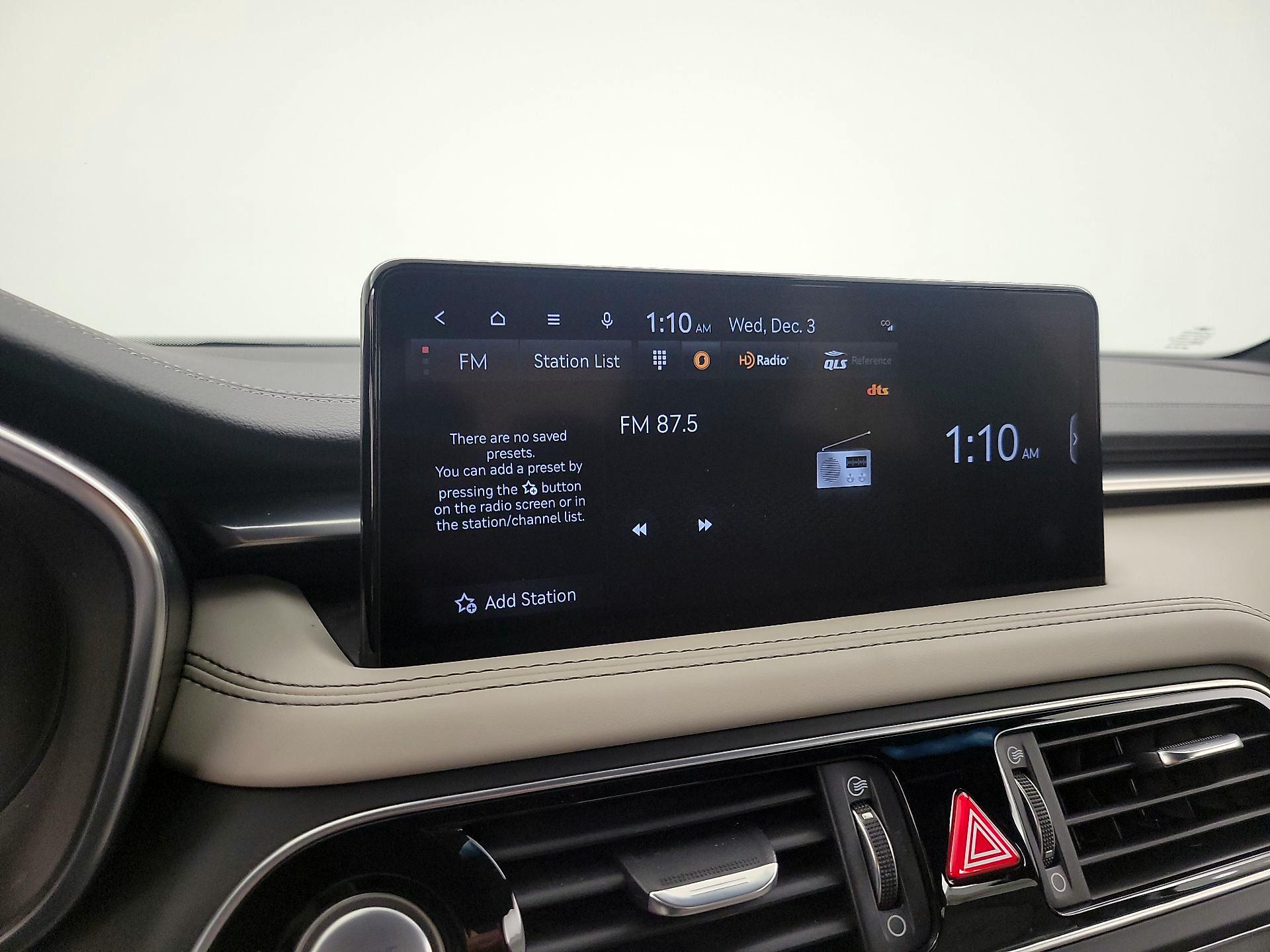 Thumbnail: 2023 Genesis G70 - 16