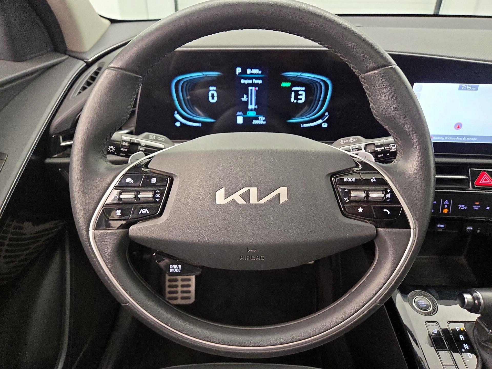 Thumbnail: 2023 Kia Niro - 10