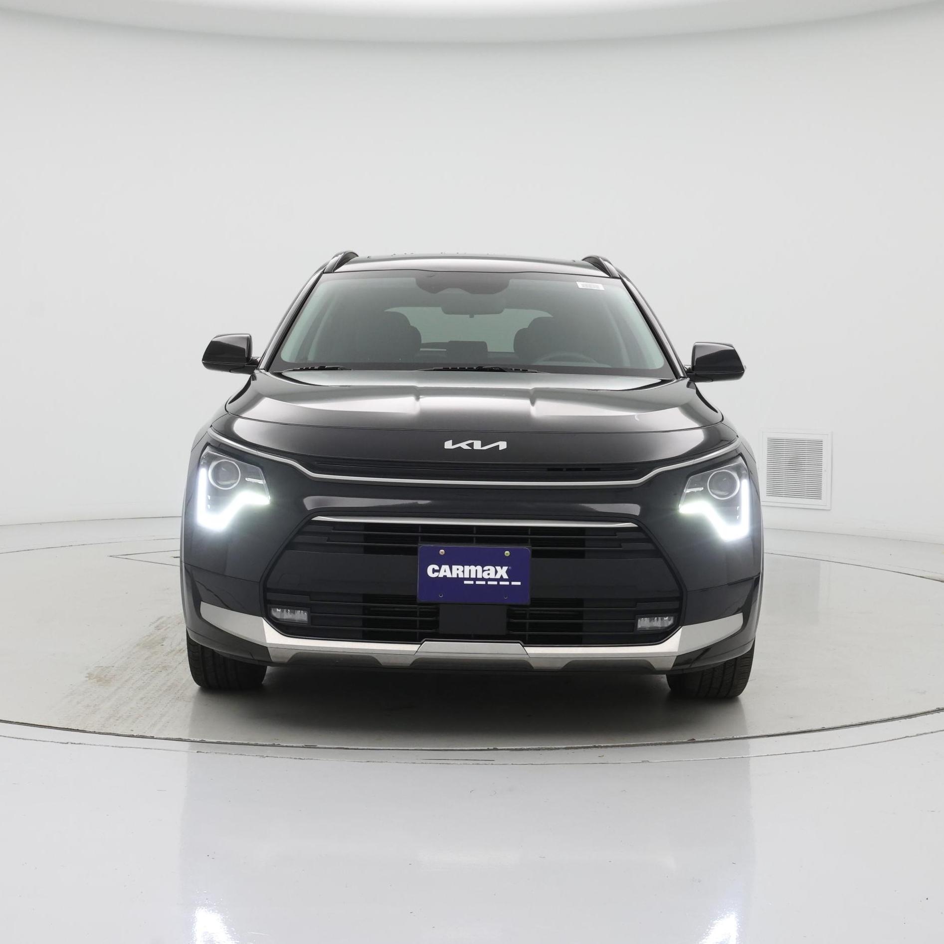 Thumbnail: 2023 Kia Niro - 5