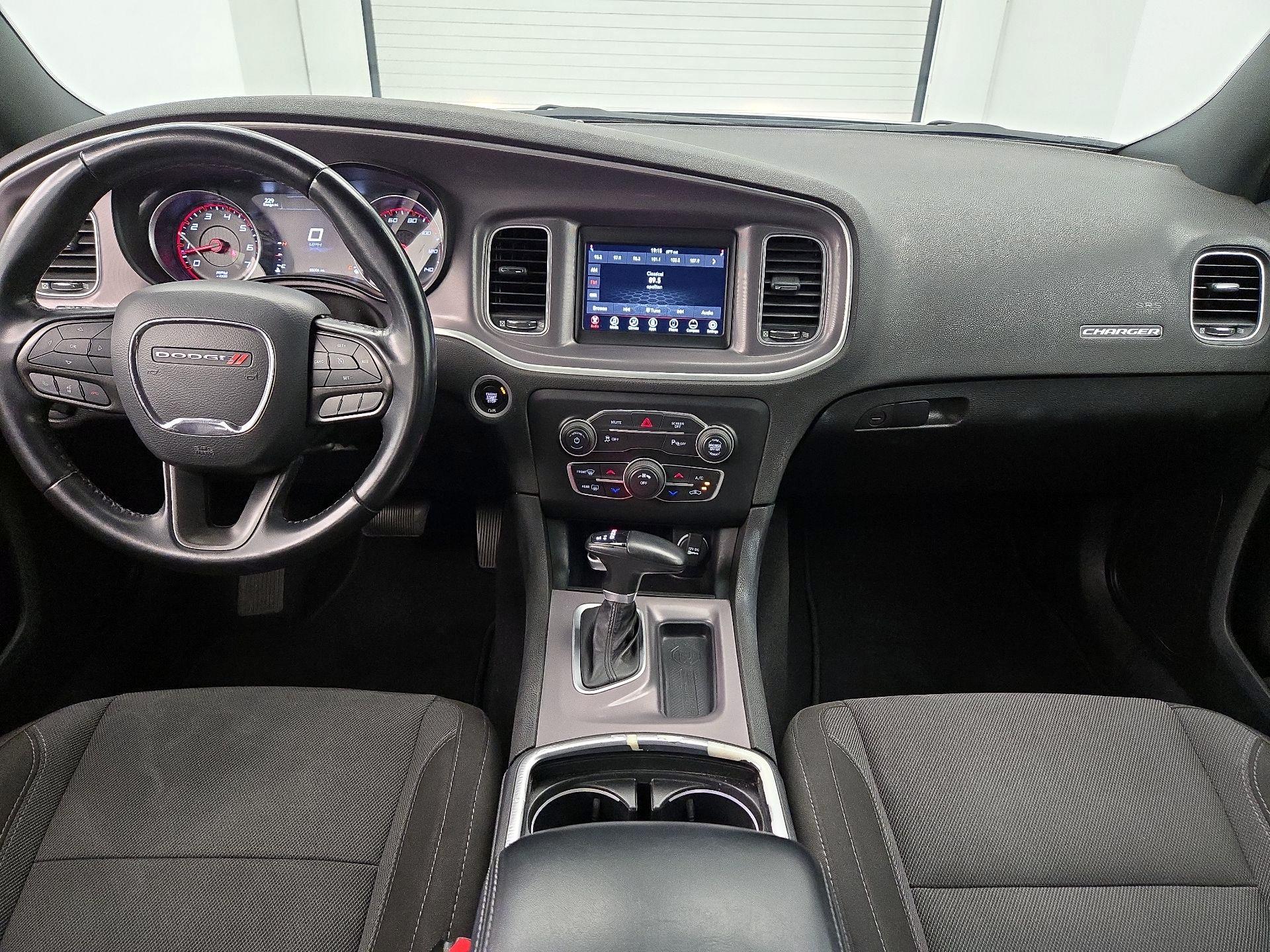 Thumbnail: 2022 Dodge Charger - 9