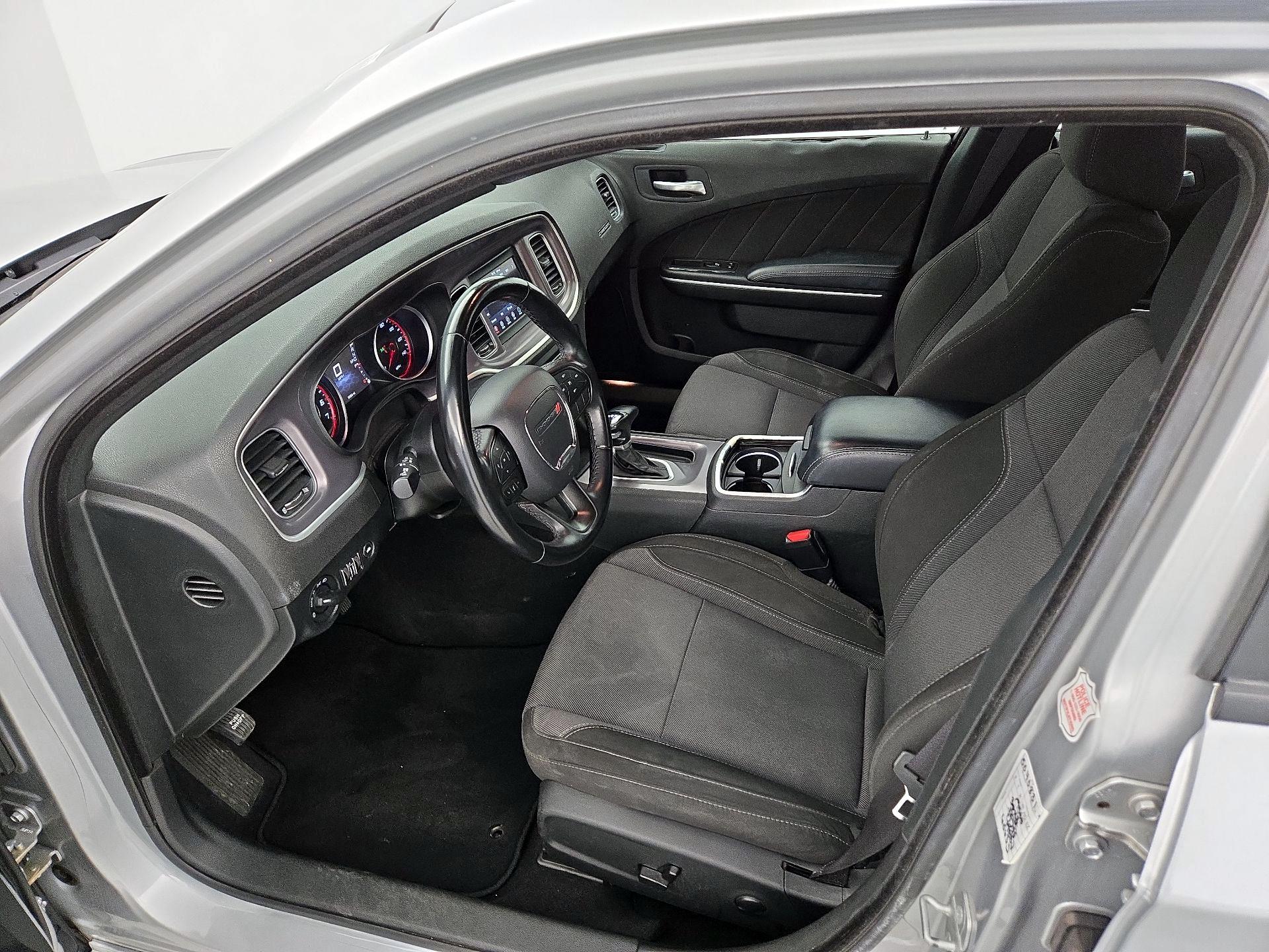 Thumbnail: 2022 Dodge Charger - 11