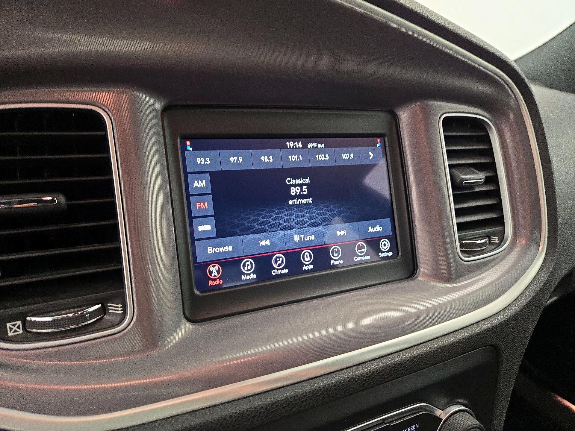 Thumbnail: 2022 Dodge Charger - 15