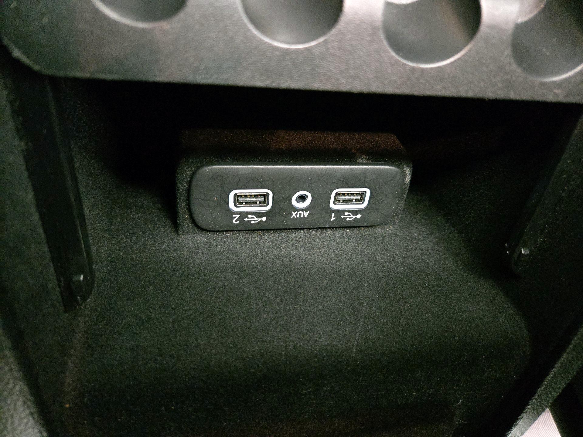 Thumbnail: 2022 Dodge Charger - 18