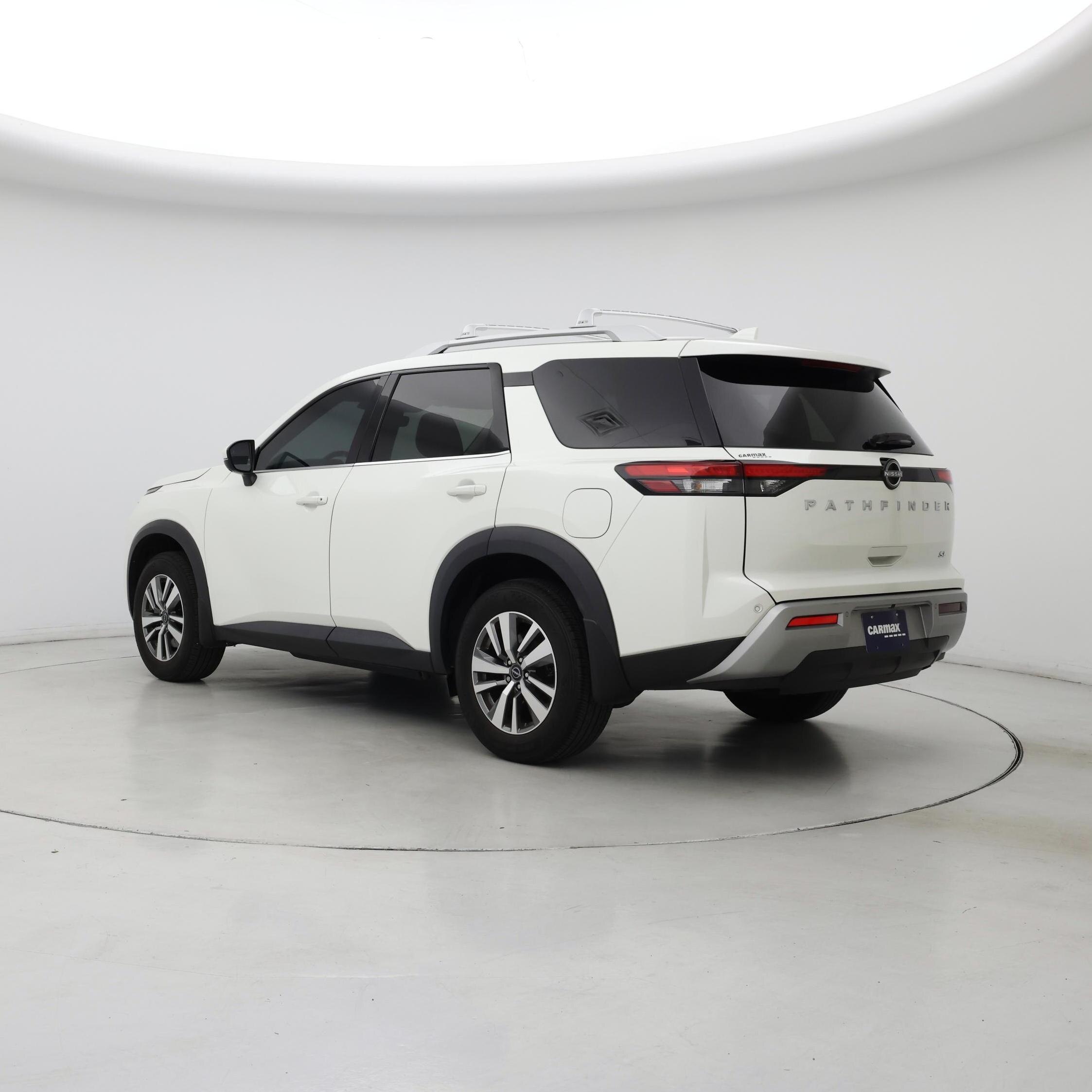 Thumbnail: 2023 Nissan Pathfinder - 2