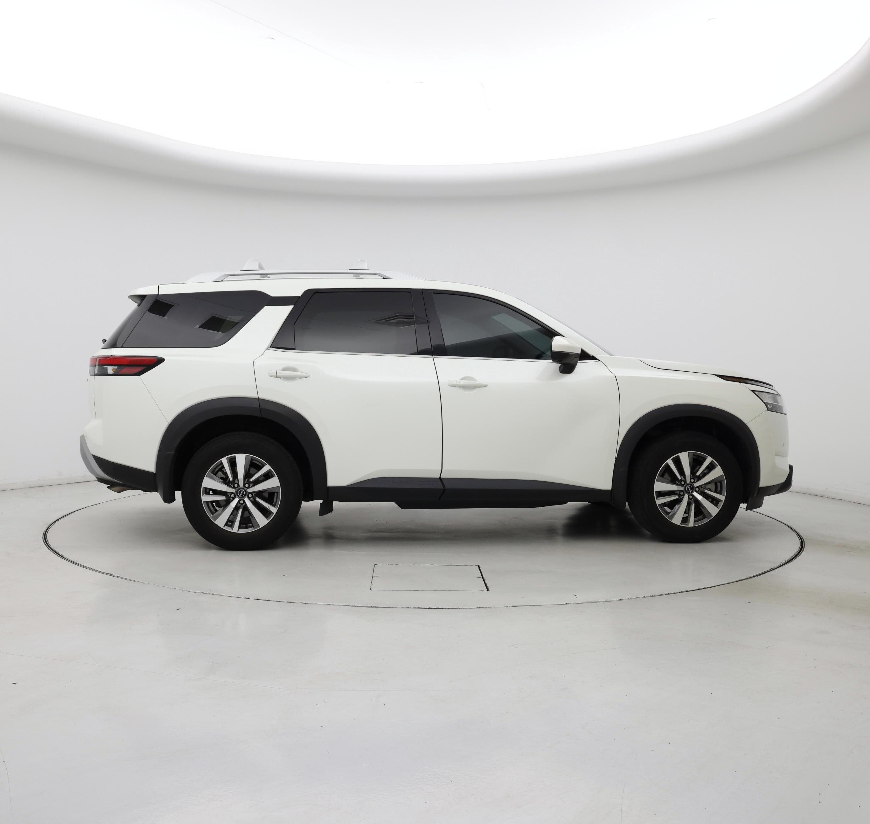 Thumbnail: 2023 Nissan Pathfinder - 7