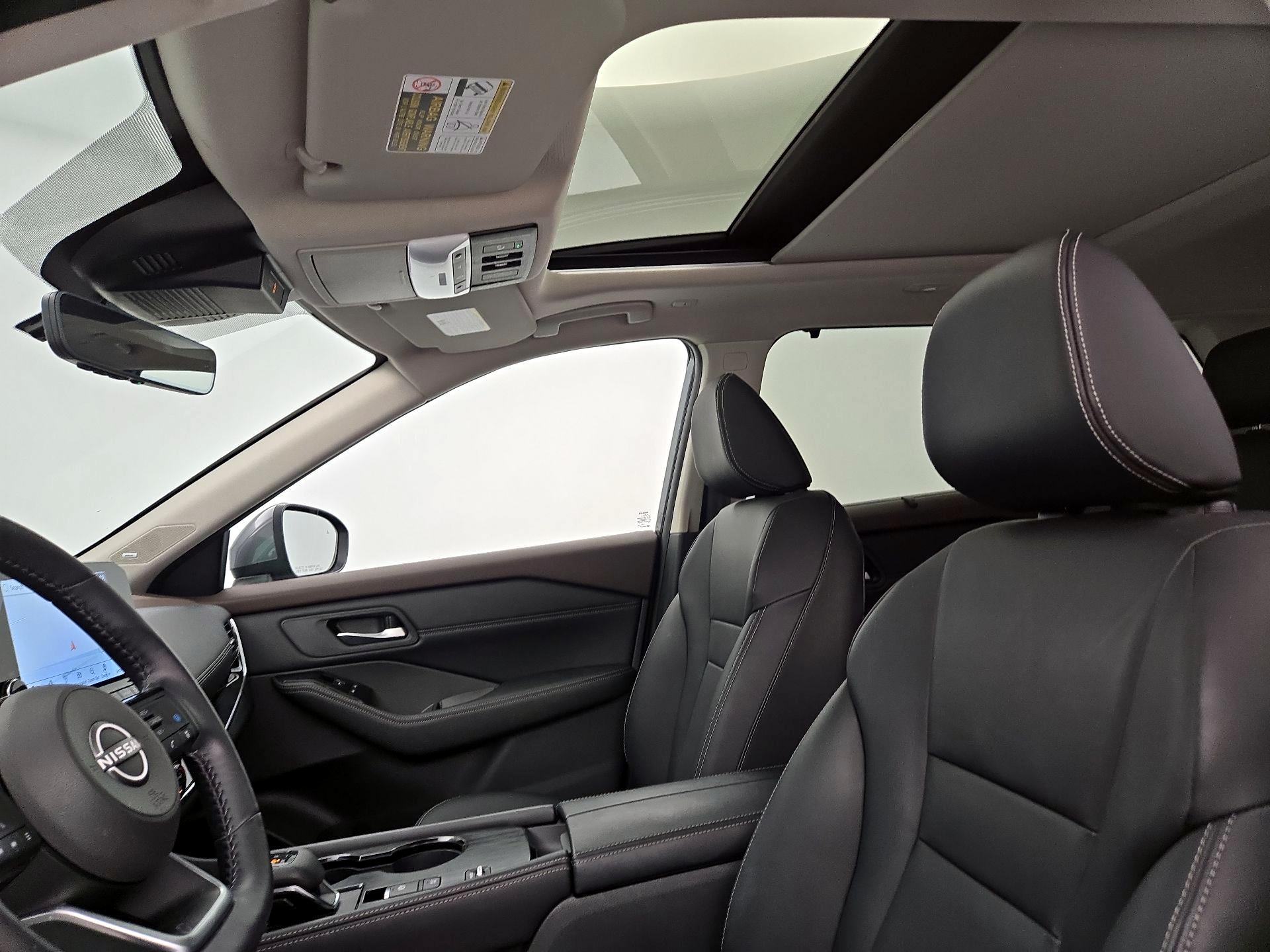 Thumbnail: 2023 Nissan Rogue - 20