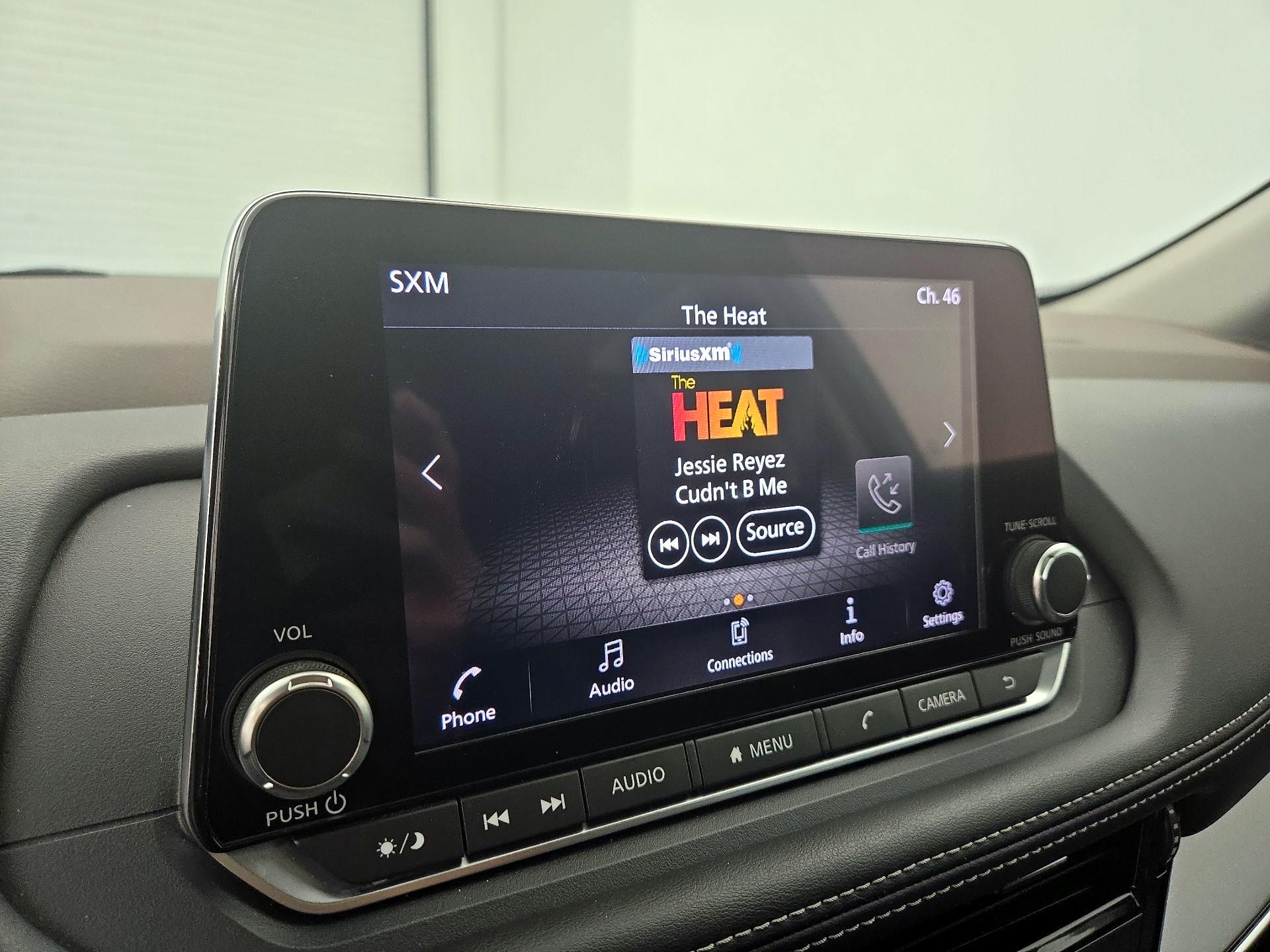 Thumbnail: 2022 Nissan Rogue - 15