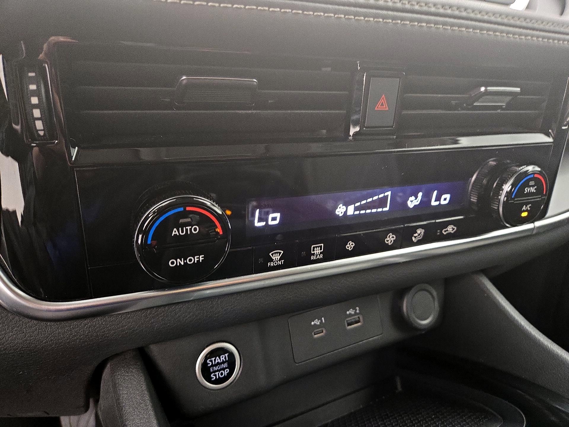 Thumbnail: 2022 Nissan Rogue - 16