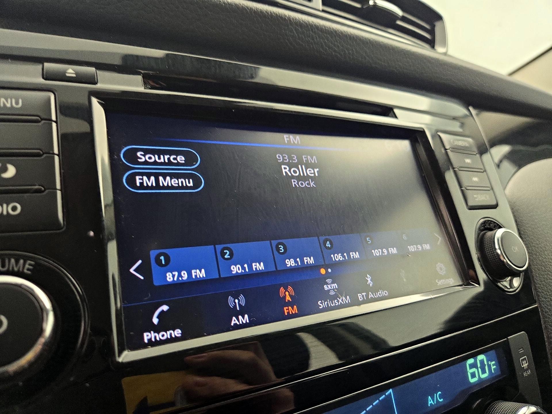 Thumbnail: 2022 Nissan Rogue Sport - 15