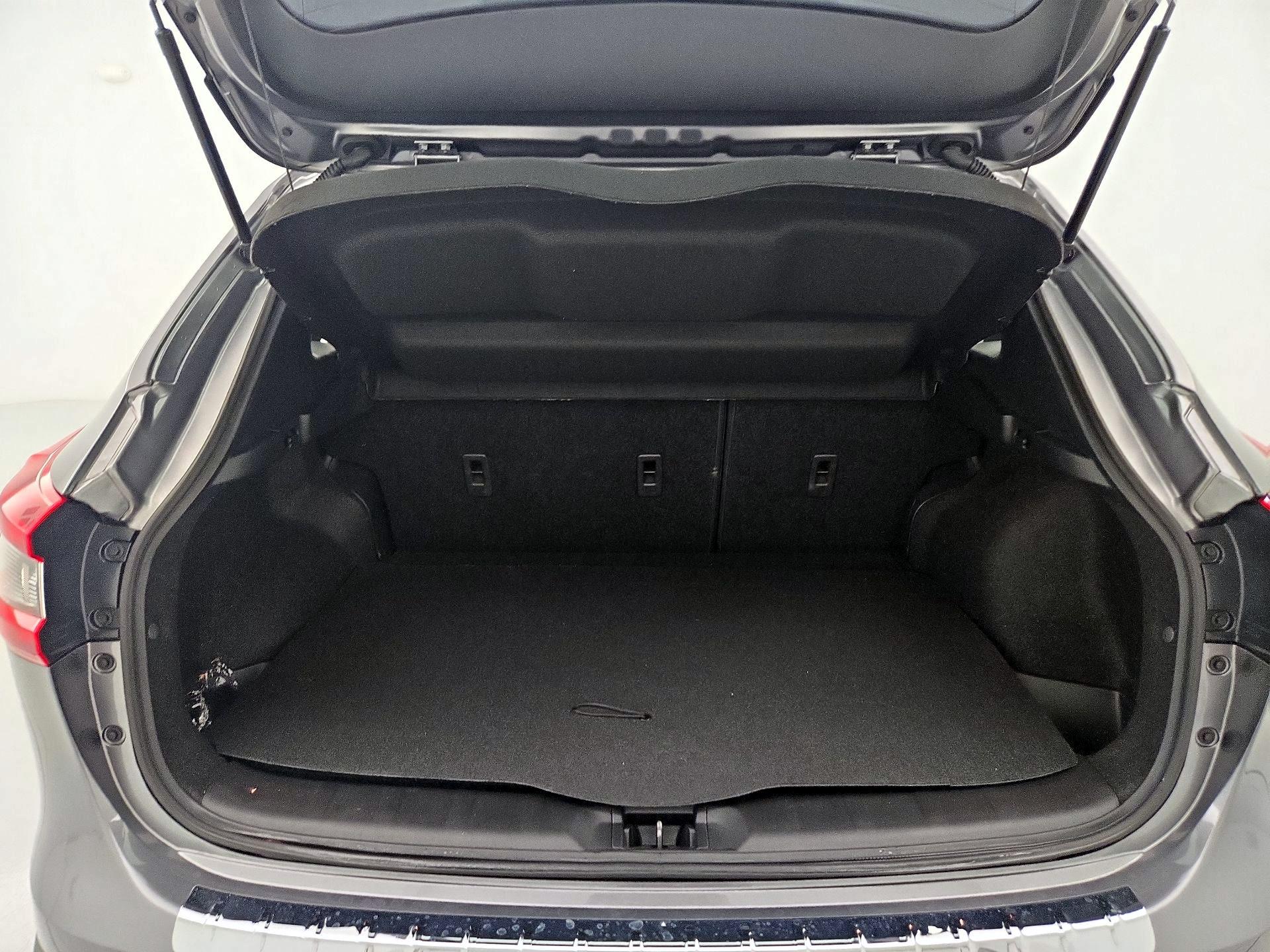 Thumbnail: 2022 Nissan Rogue Sport - 20