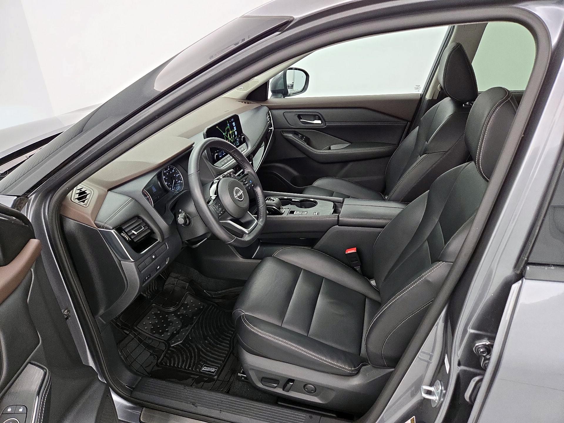 Thumbnail: 2022 Nissan Rogue - 11