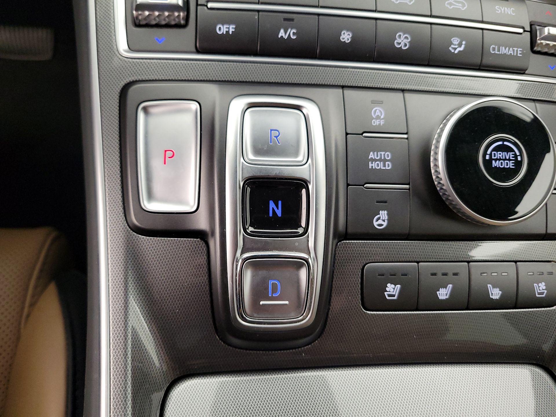 Thumbnail: 2023 Hyundai Santa Fe - 18