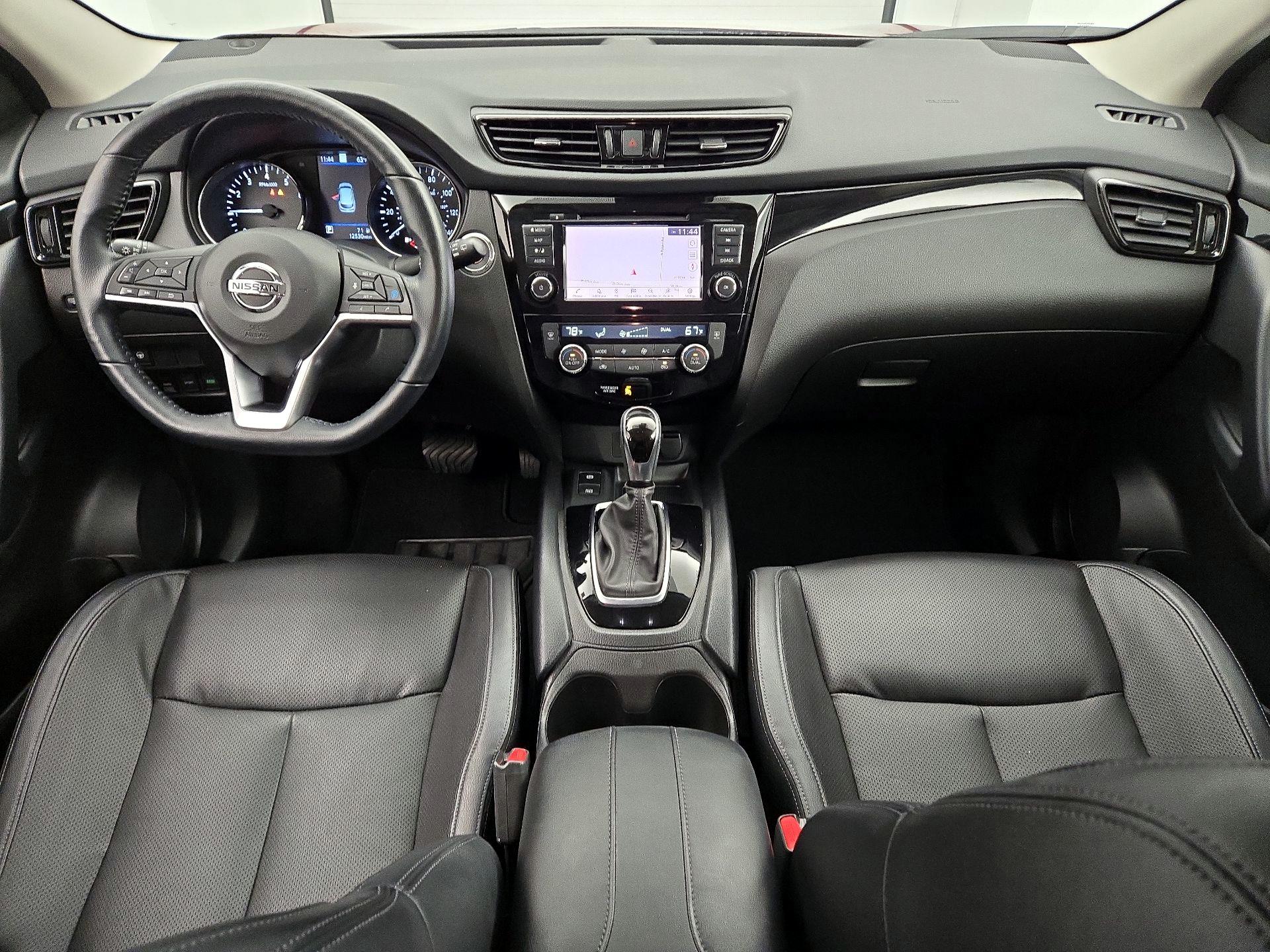 Thumbnail: 2022 Nissan Rogue Sport - 9