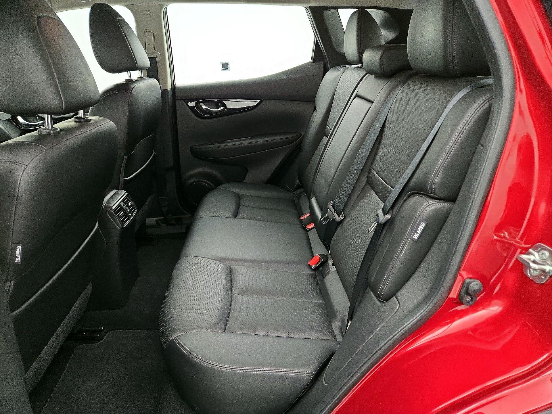 Thumbnail: 2022 Nissan Rogue Sport - 20