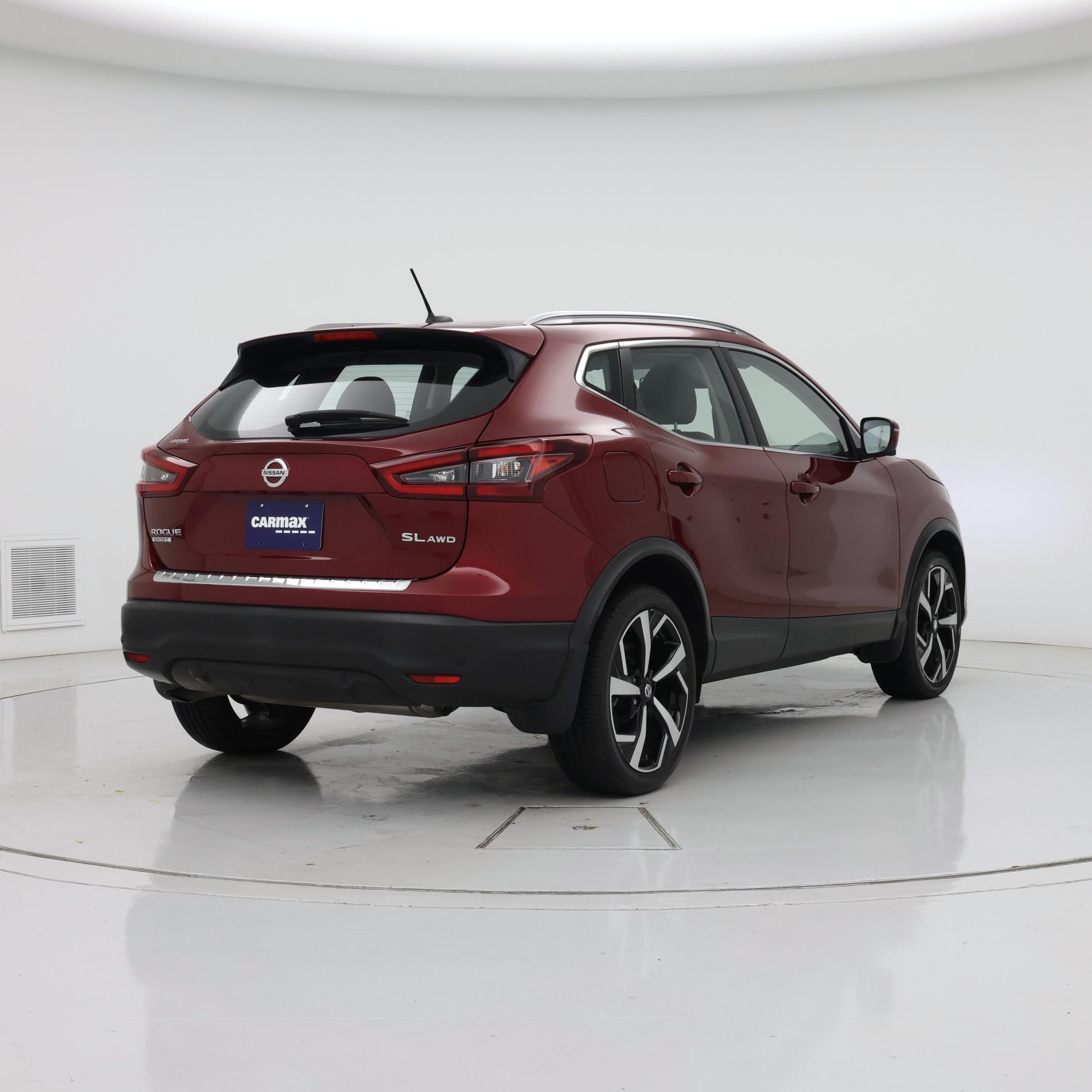 Thumbnail: 2022 Nissan Rogue Sport - 8