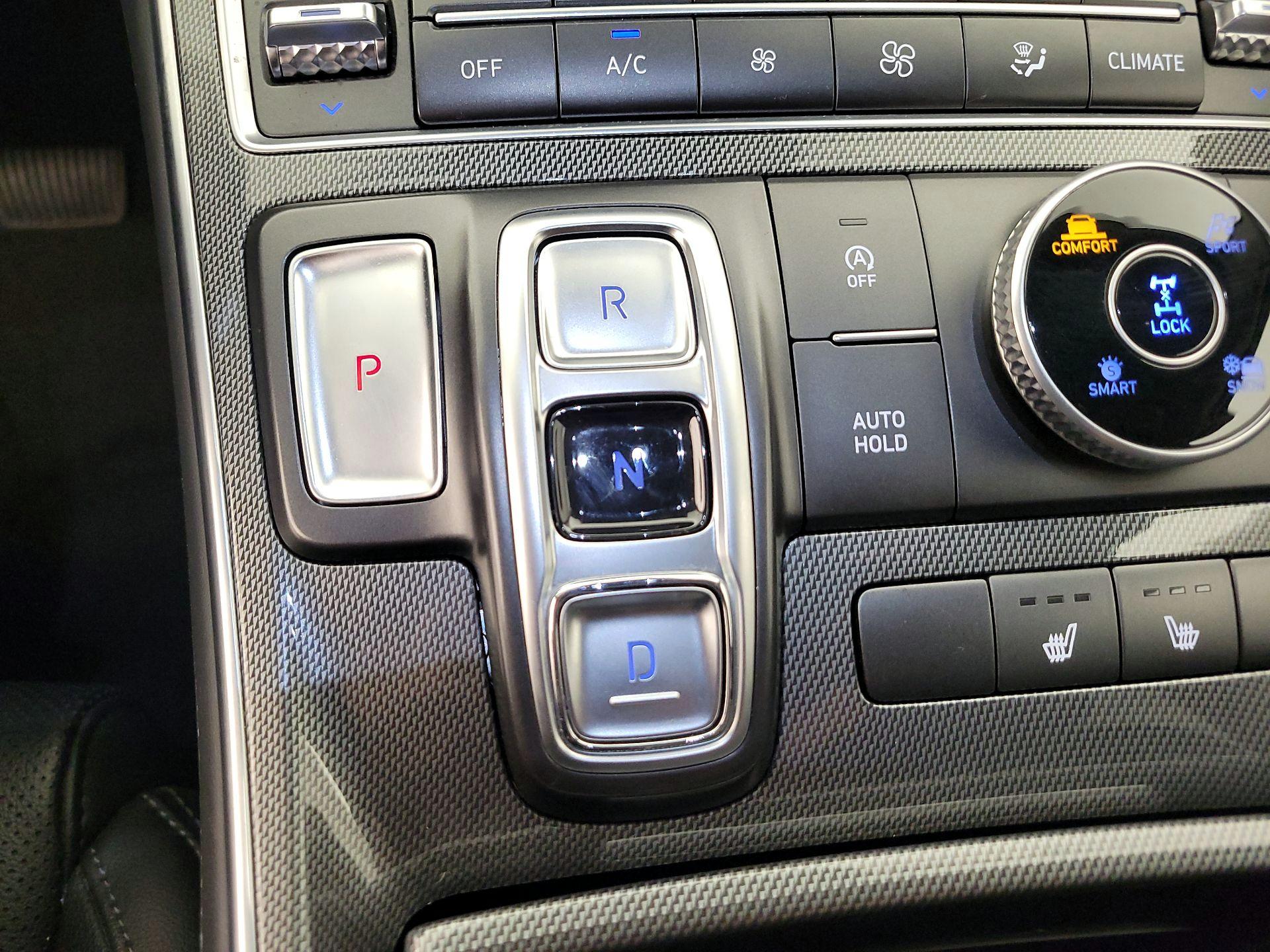 Thumbnail: 2023 Hyundai Santa Fe - 18